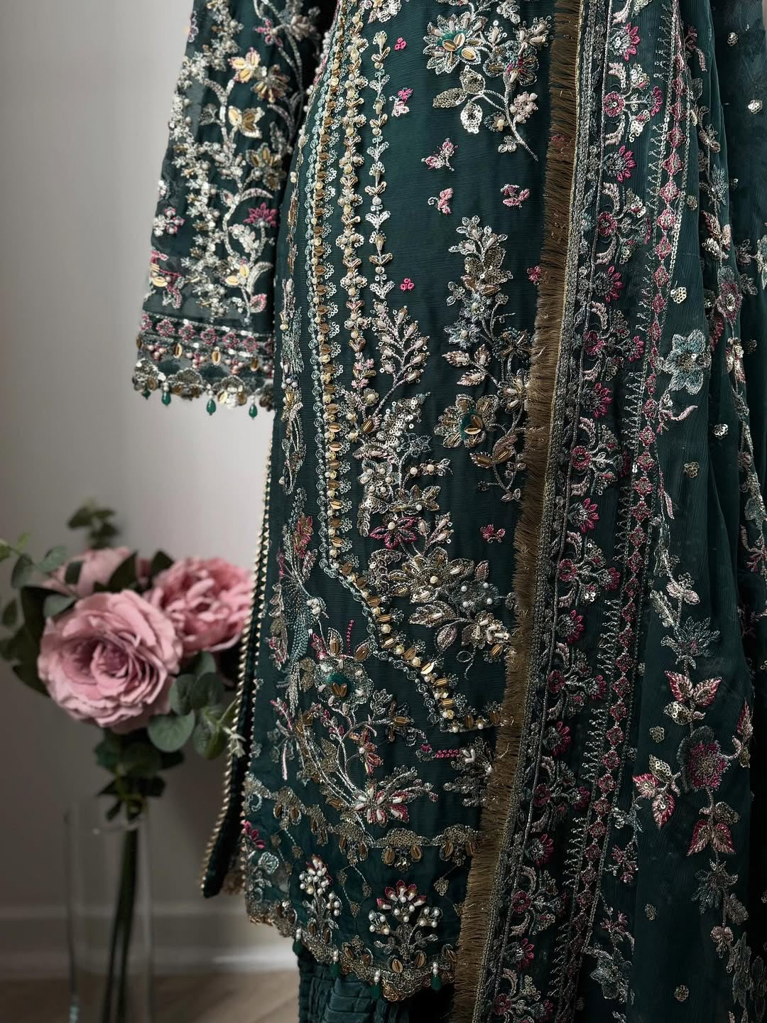 (Regal ishq E mehaq Designer Suit Set 1090