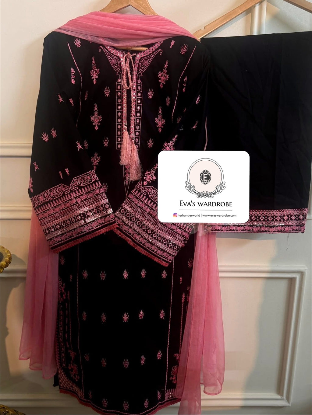 women's clothing store