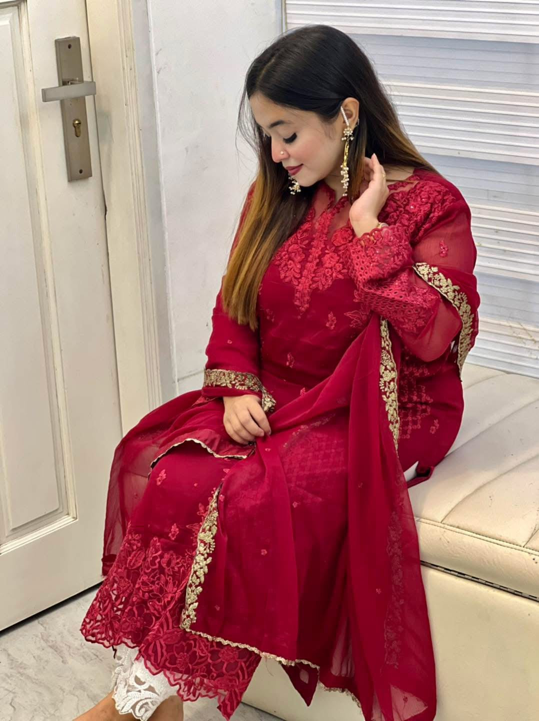 women's clothing store