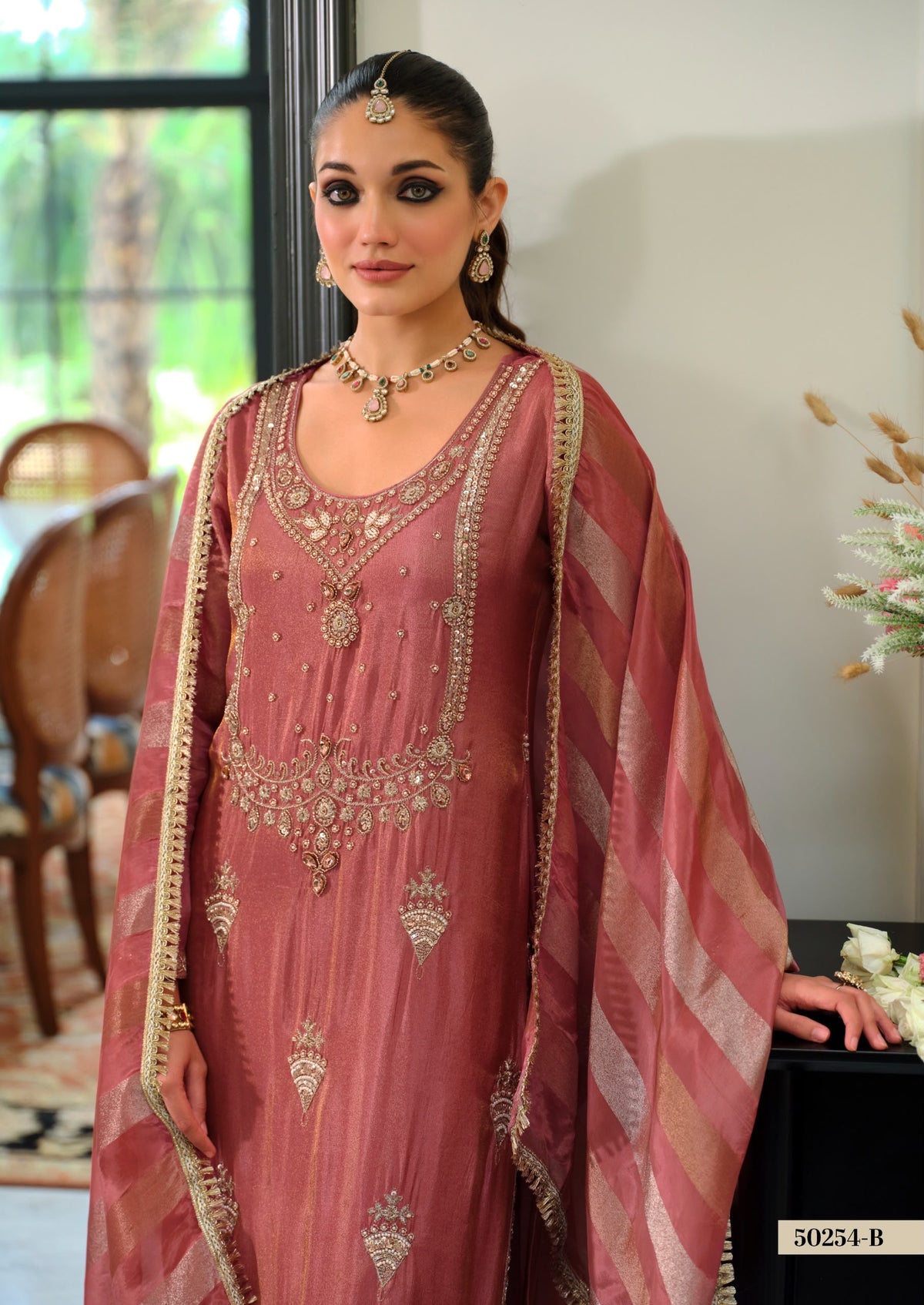 Zar-e-Noor Premium Embroidered Straight Suit Set with Dupatta