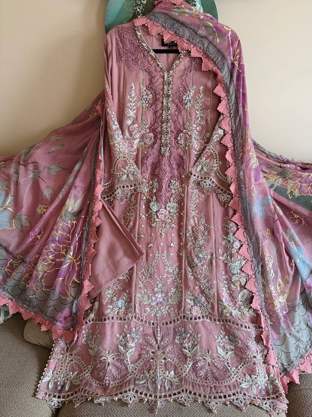 Pakisthani Readymade suit