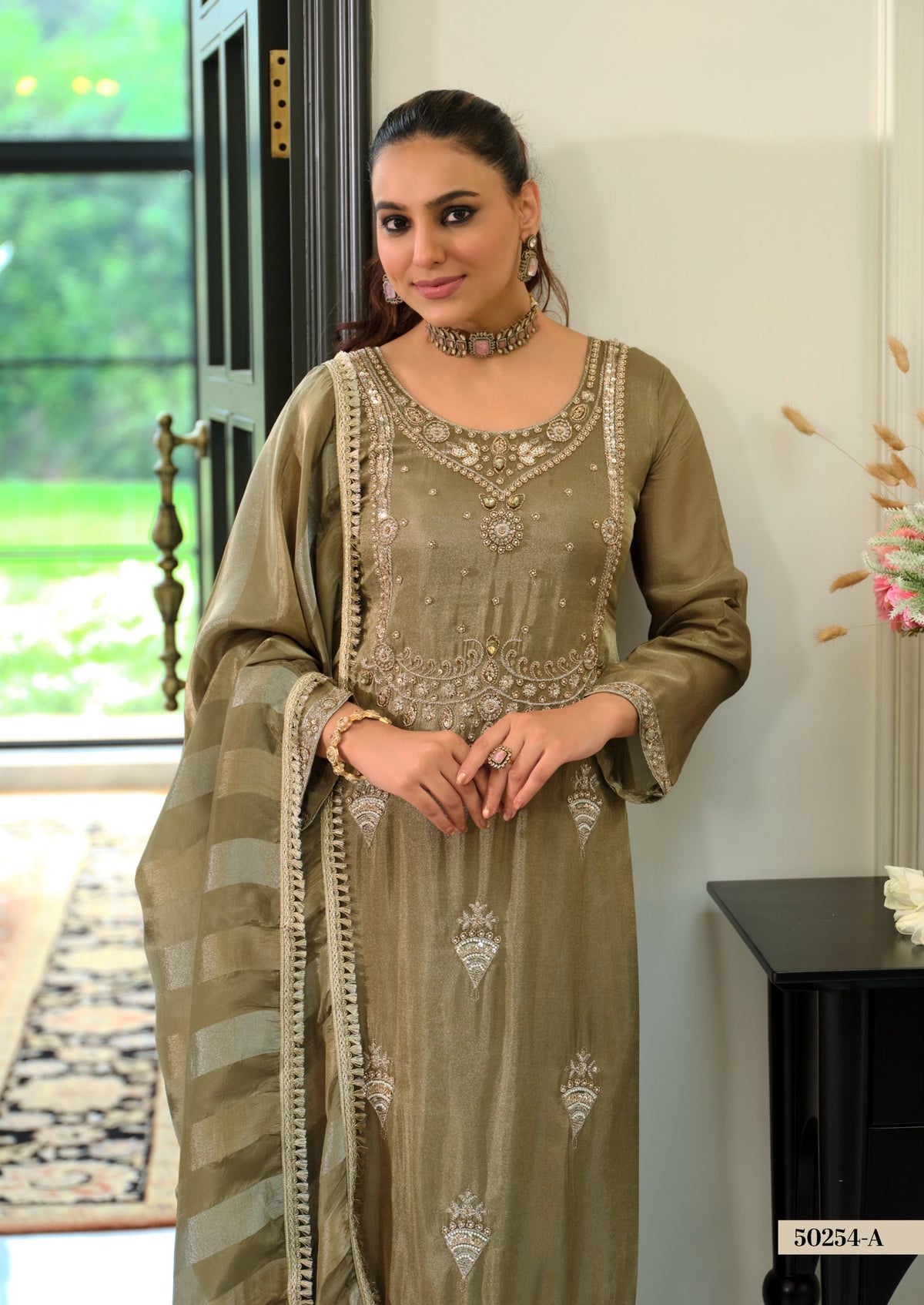Zar-e-Noor Premium Embroidered Straight Suit Set with Dupatta