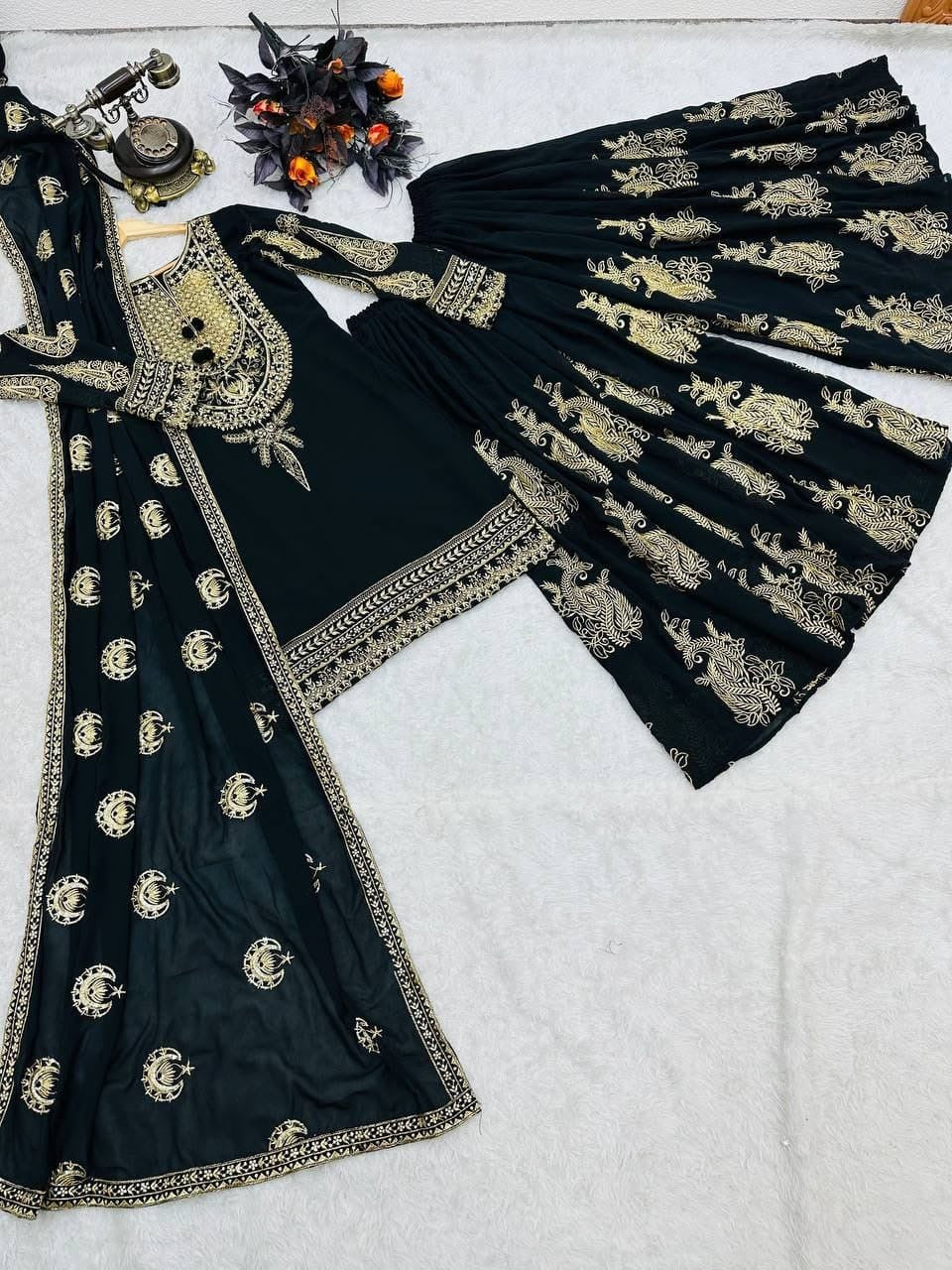 Evas Pakistani inspired suit-20506