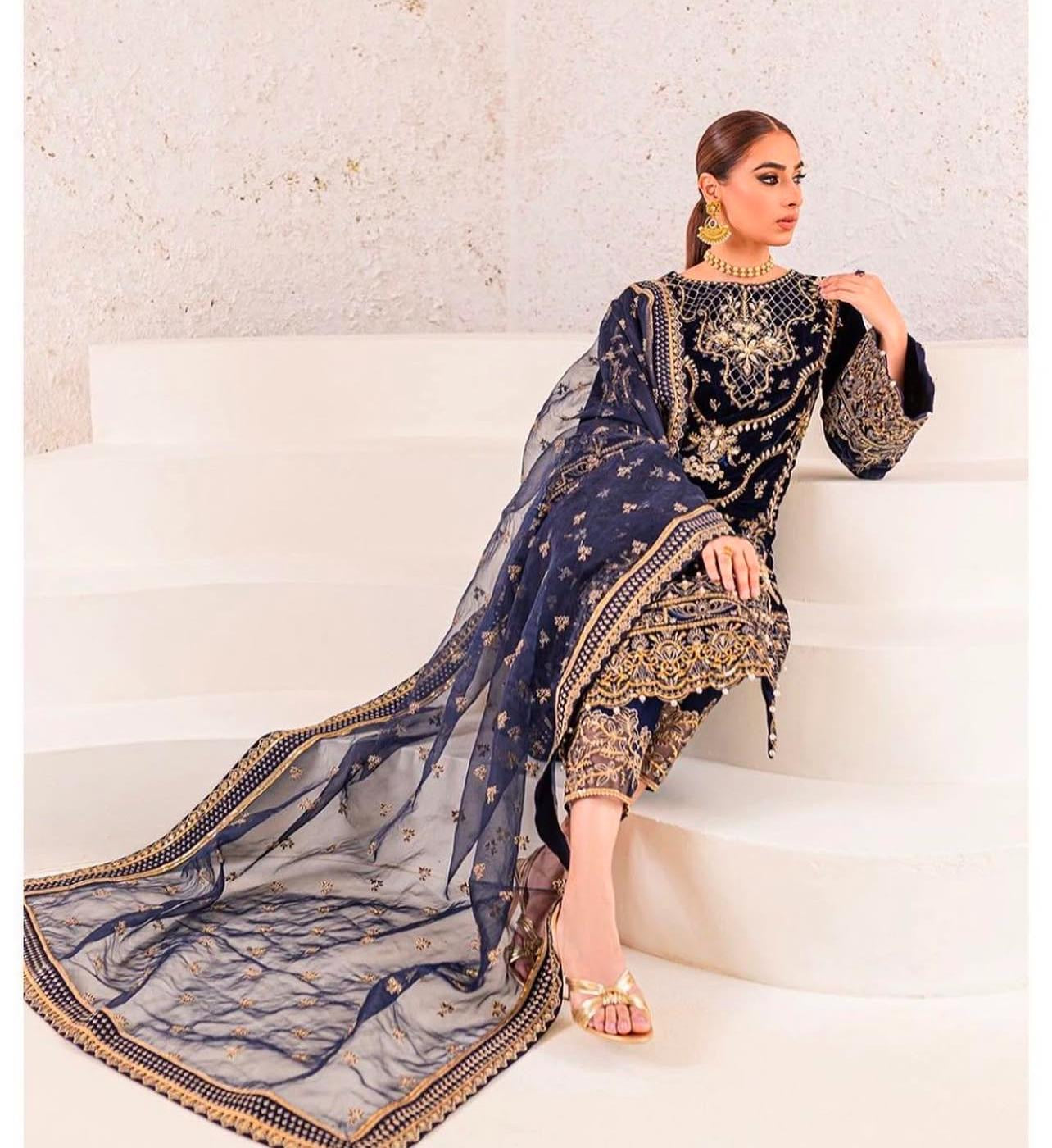 Luxurious Embroidered Velvet Outfit 140223