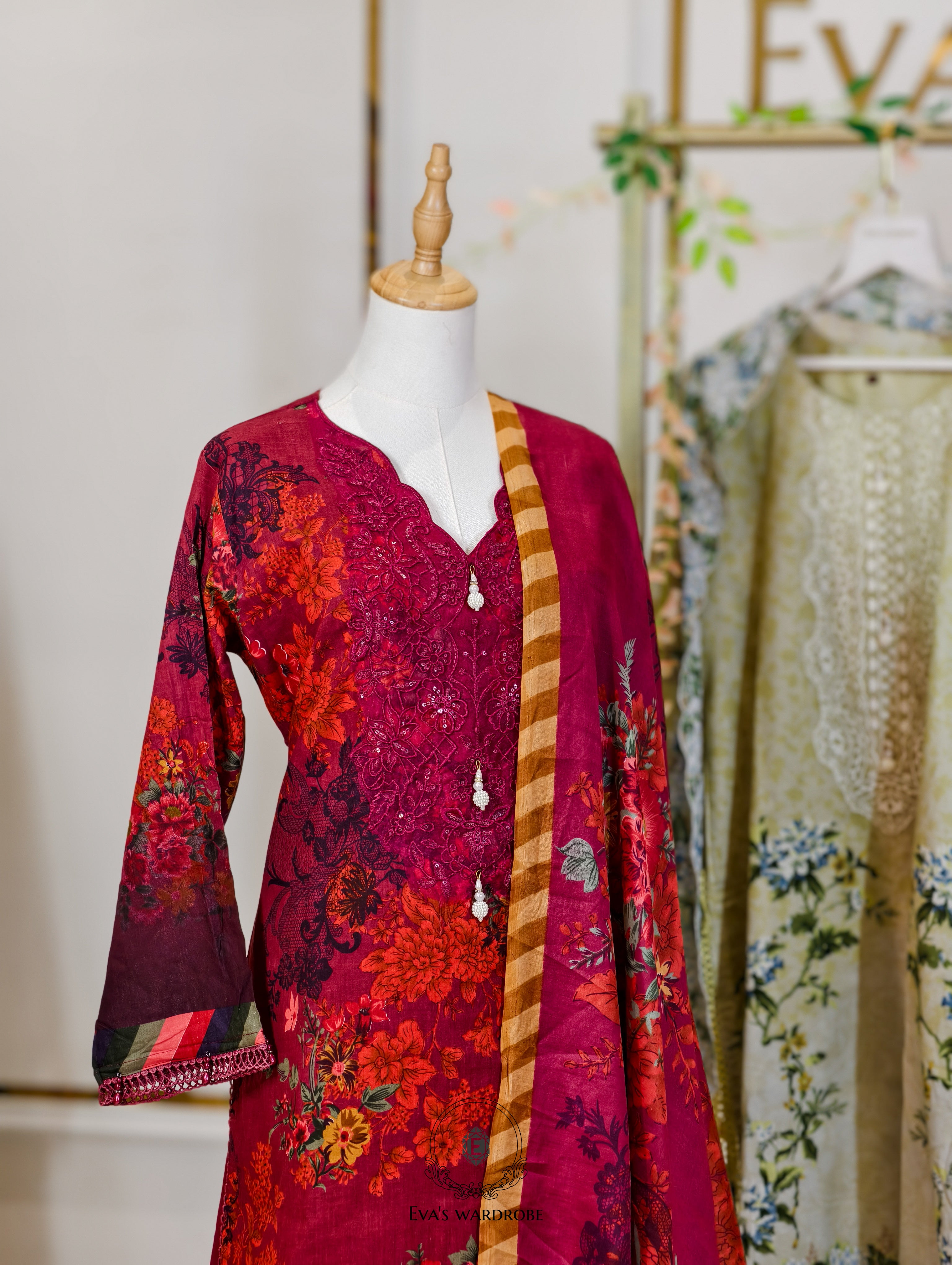 Premium Soft Lawn 3-Piece Suit – Summer Floral Edition 01