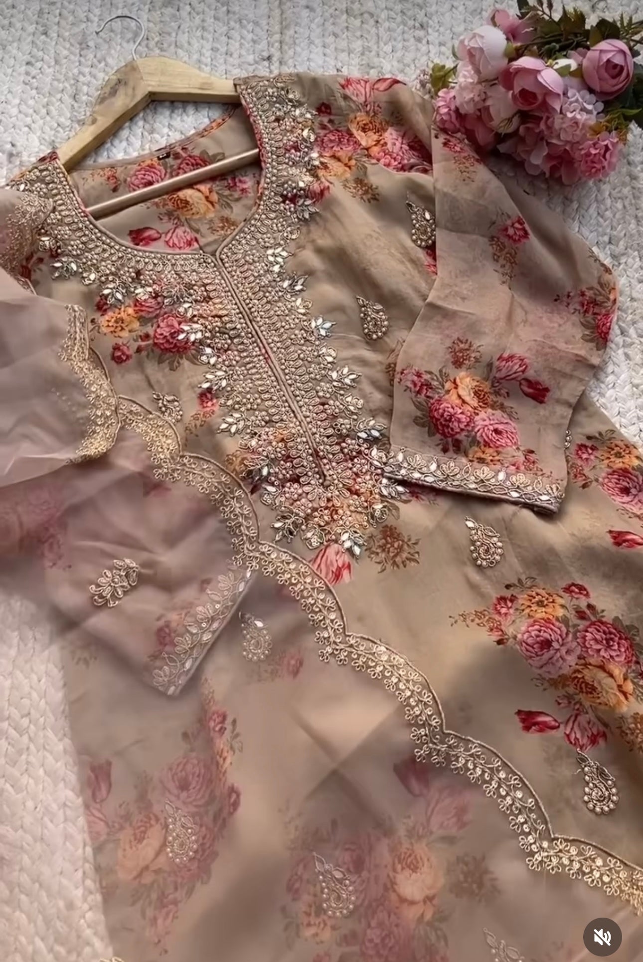Eid Premium Kundan Organza 88500