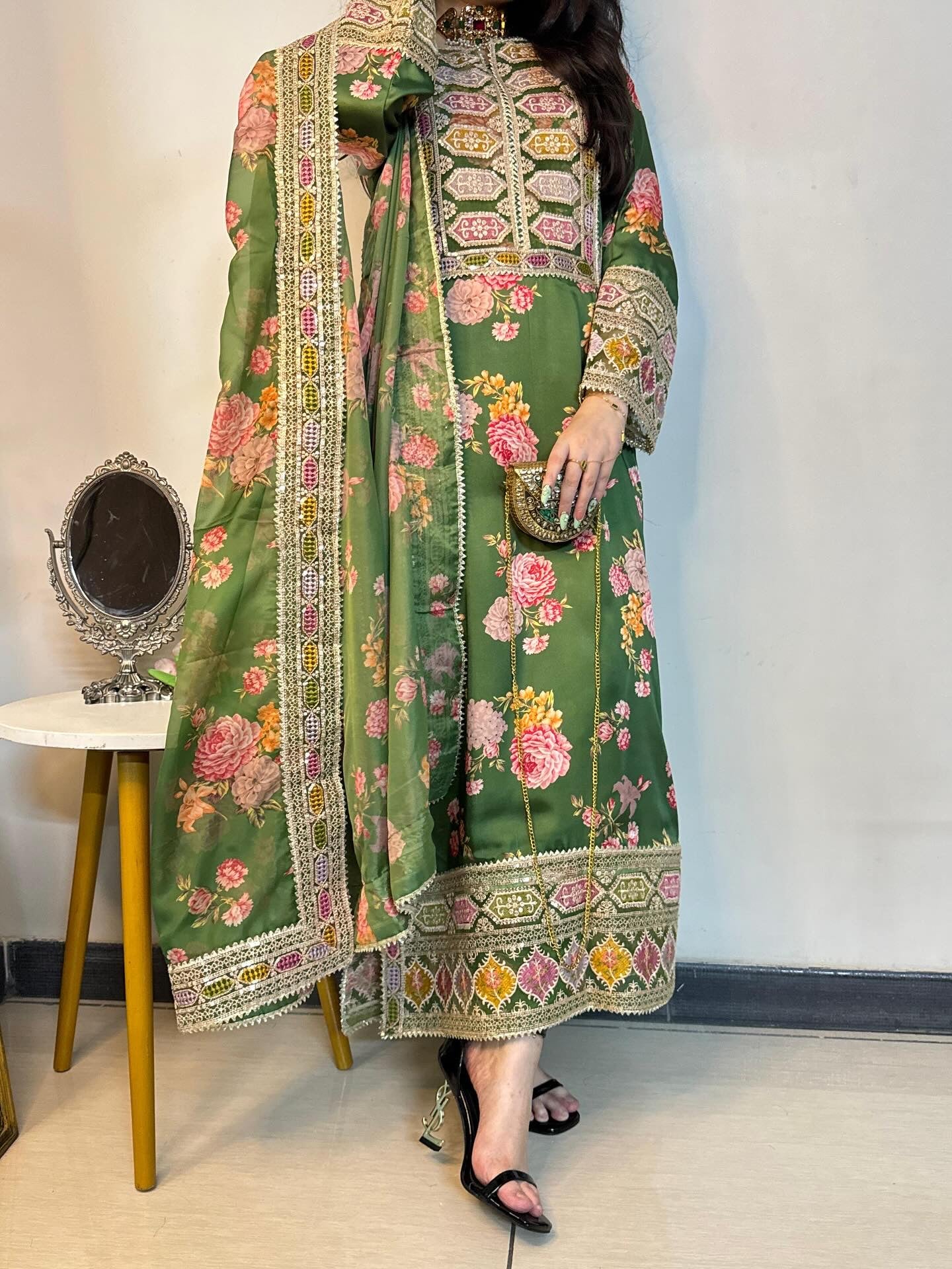 Women's Clothing Store