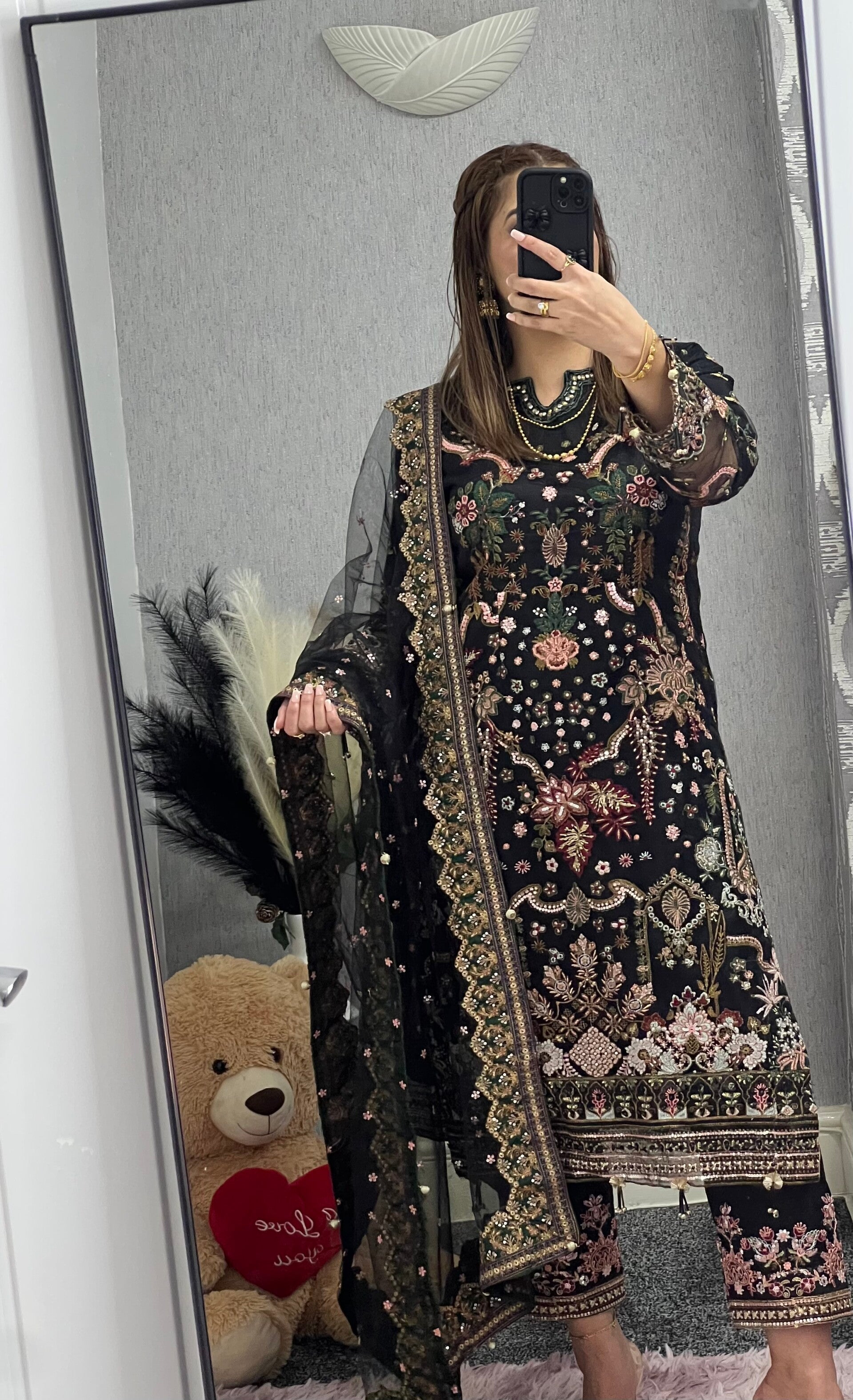 women's clothing store