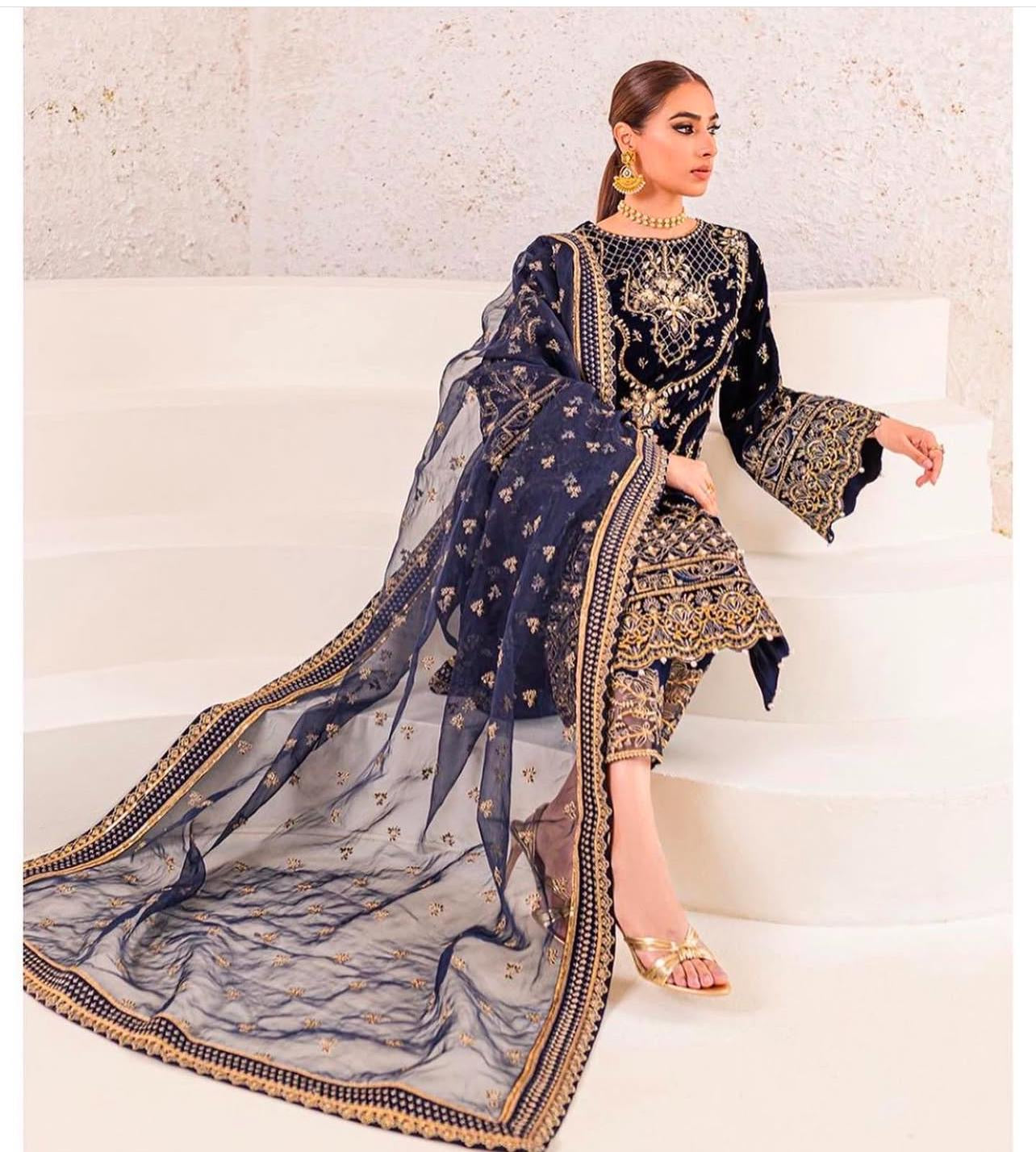 Luxurious Embroidered Velvet Outfit 140223