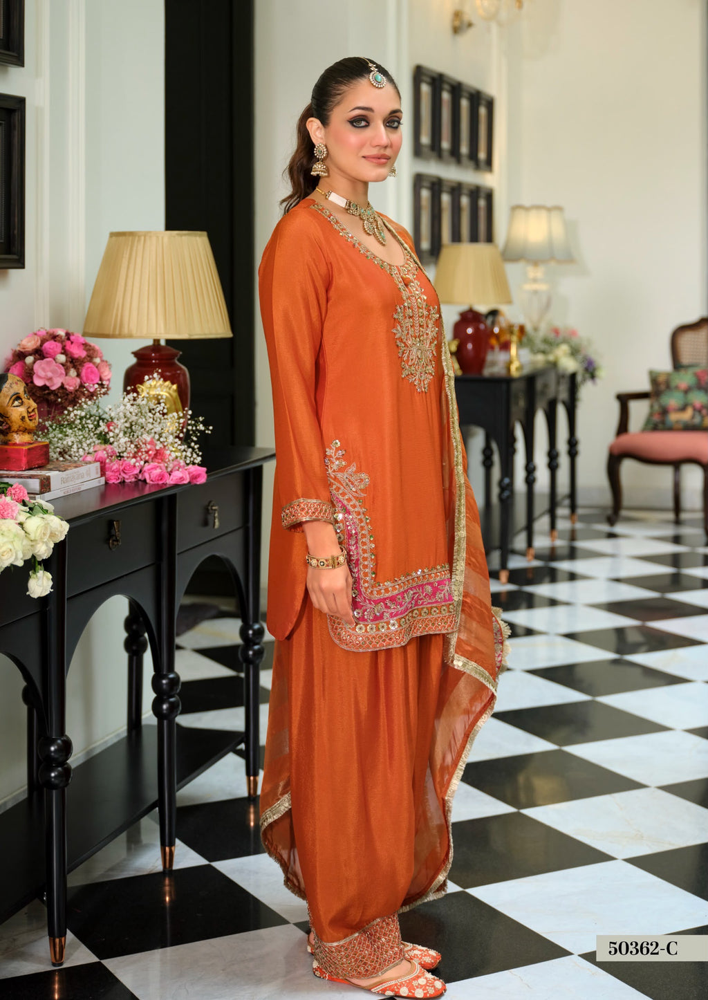 Sunehri Royale Suit Set
