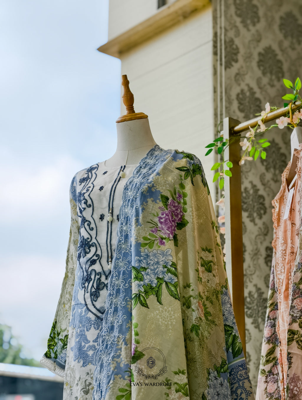 Women's Clothing Store