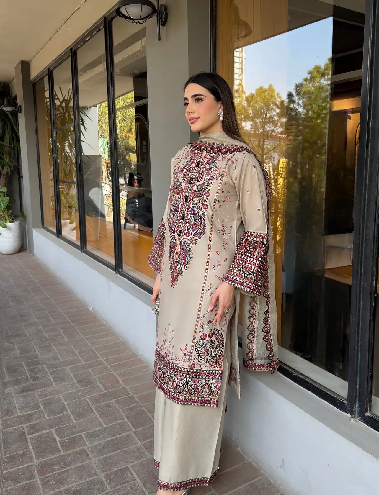 Noor-e-Azure