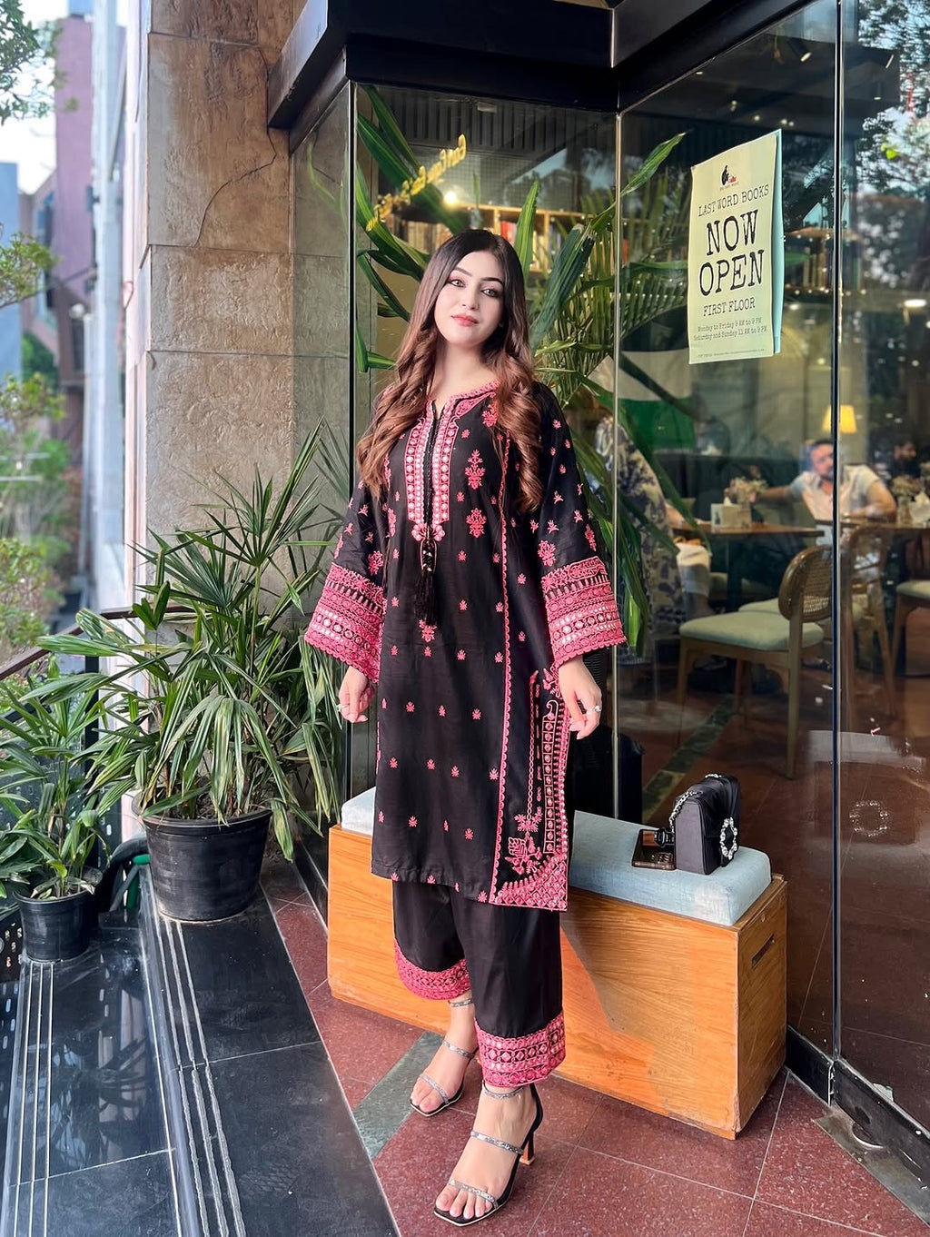 women's clothing store