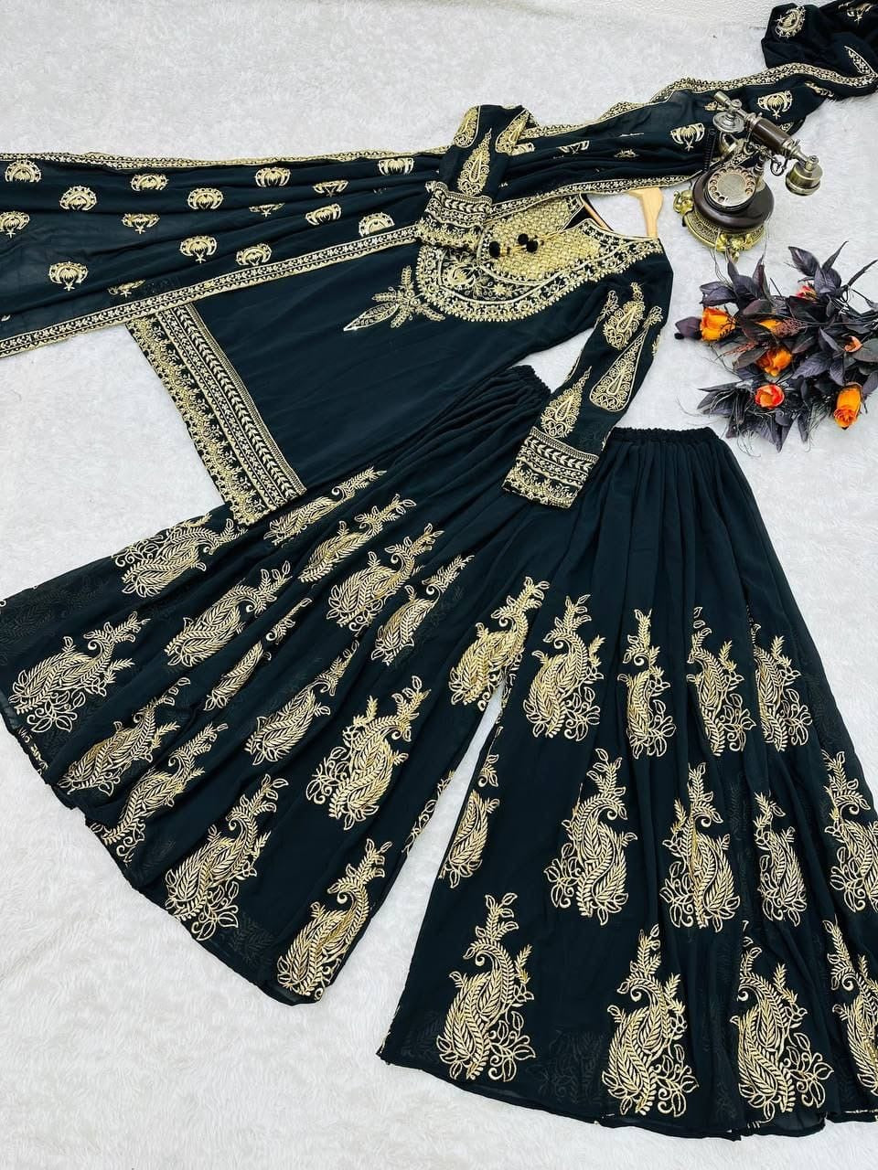 Evas Pakistani inspired suit-20506