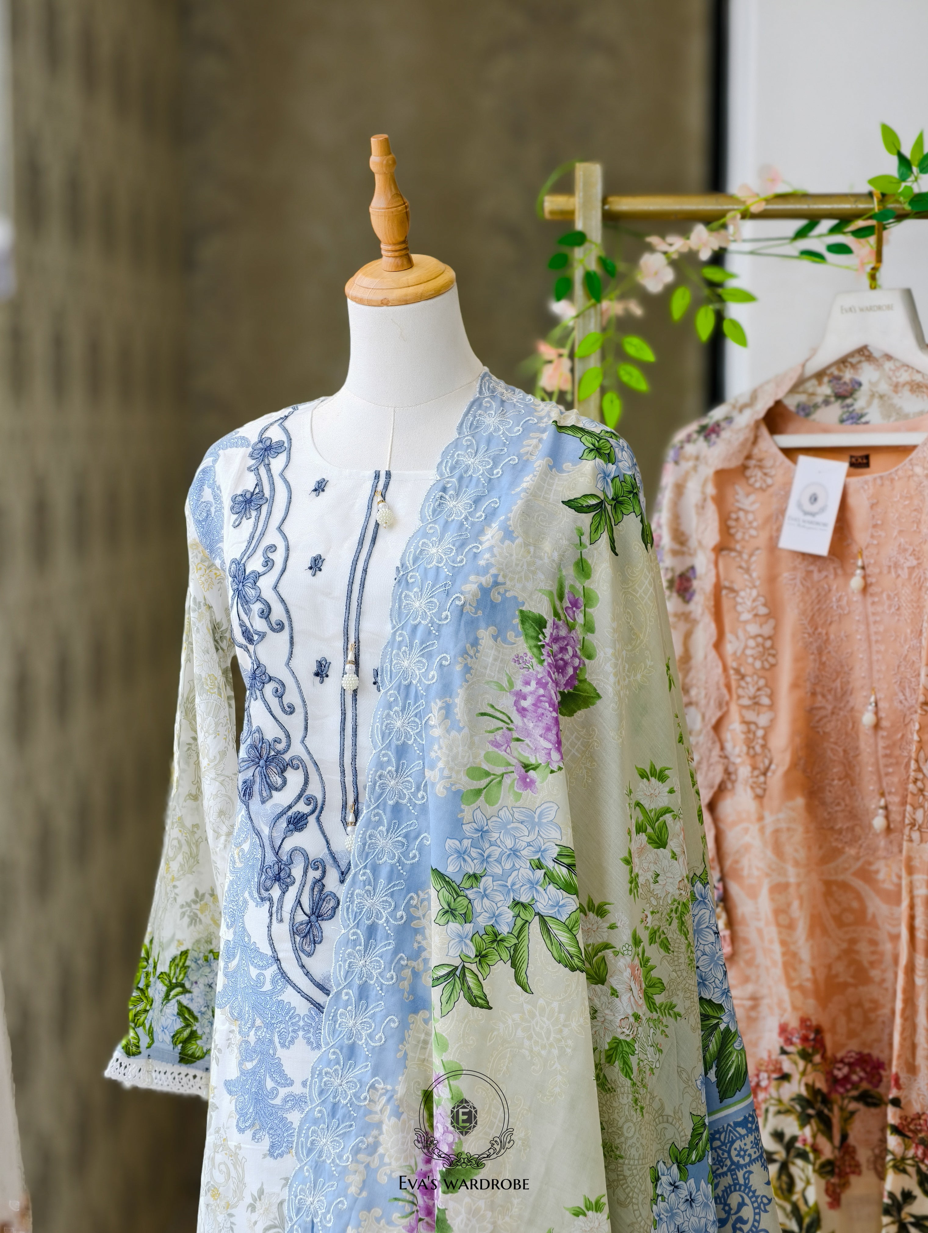 Women's Clothing Store