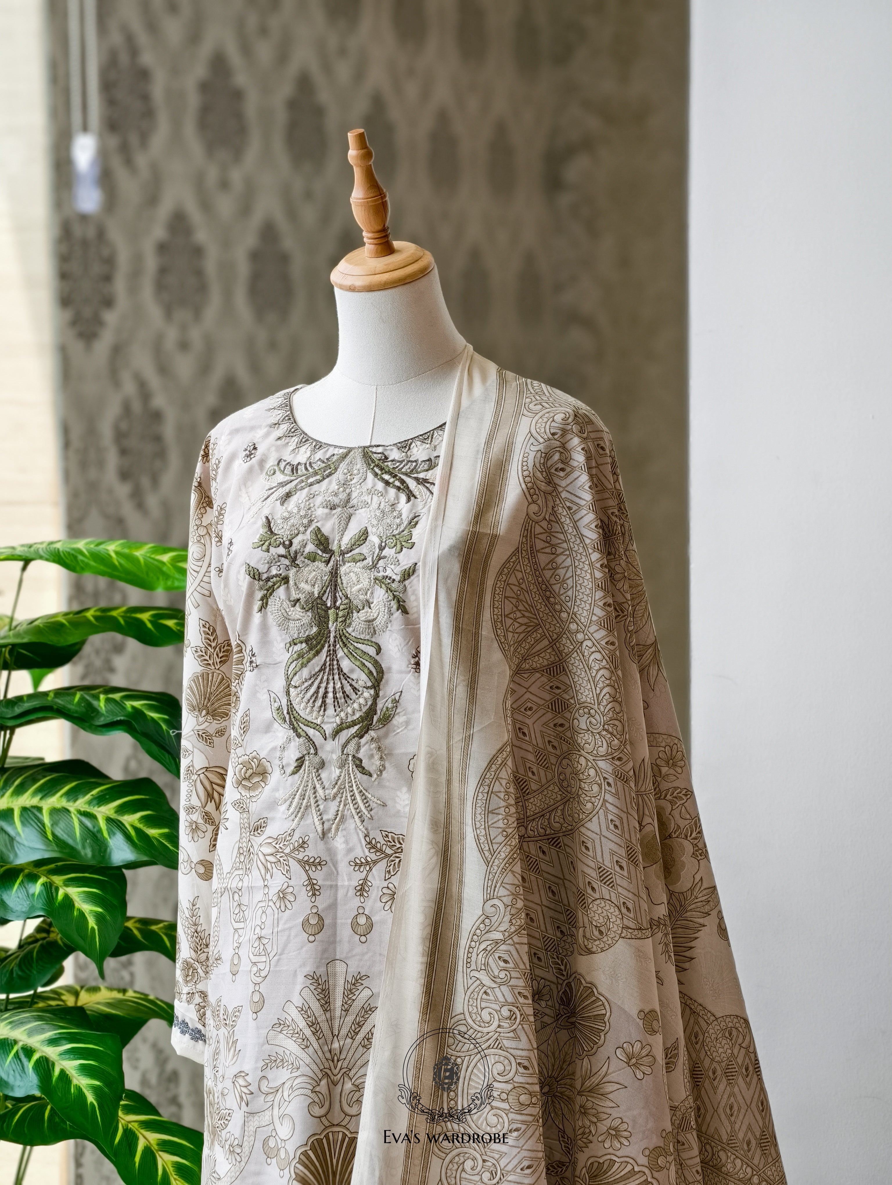 Women's Clothing Store