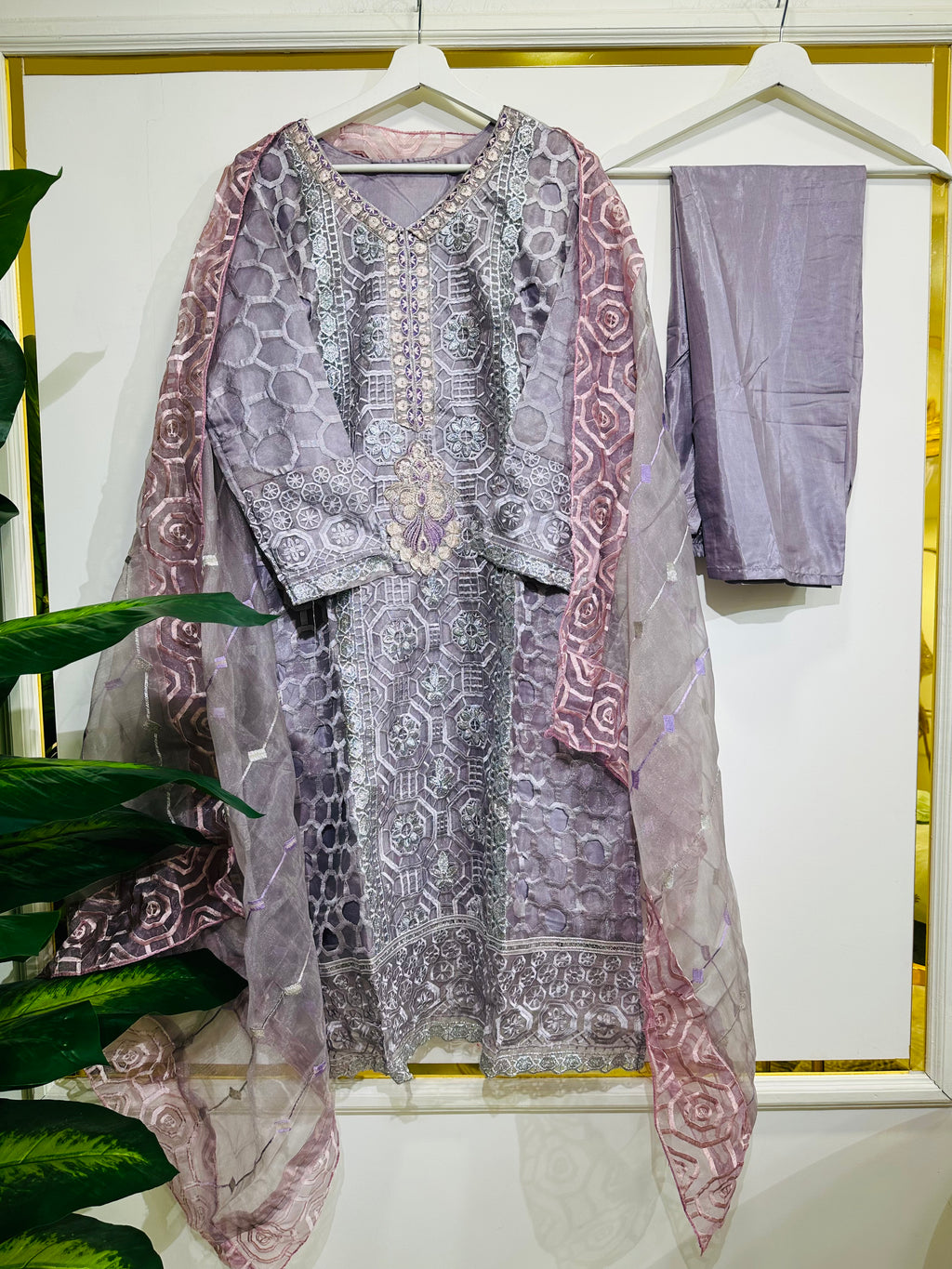 Eva's cut work Organza Formal