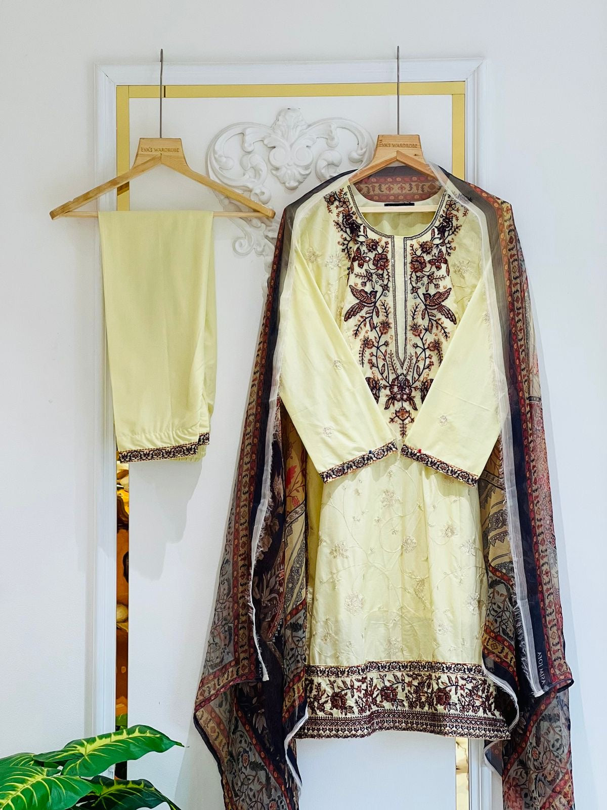 Women's Clothing Store