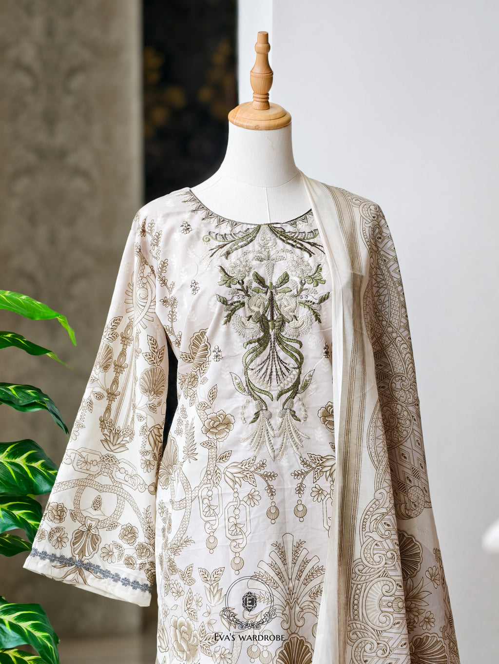 Women's Clothing Store