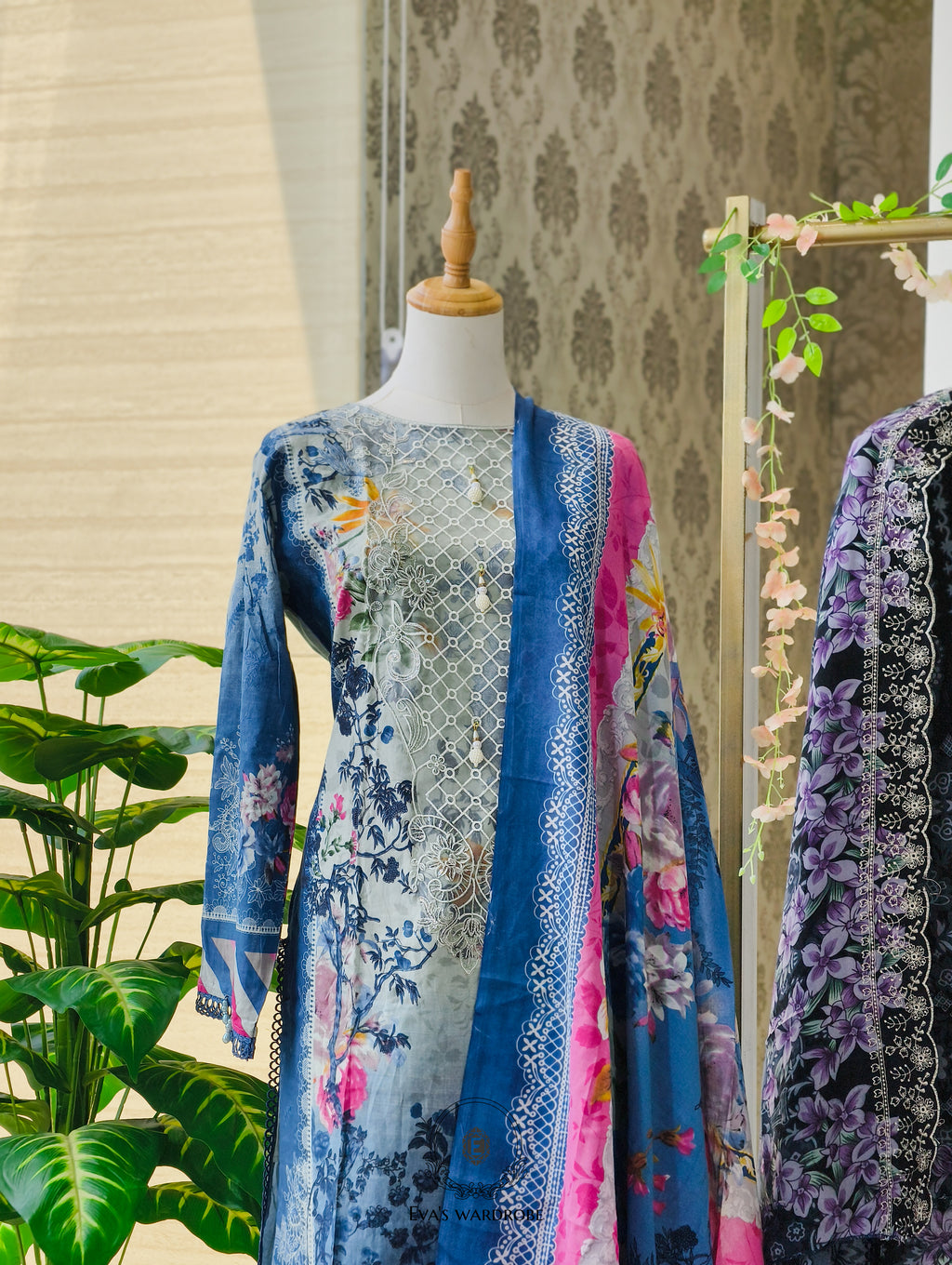 Women's Clothing Store