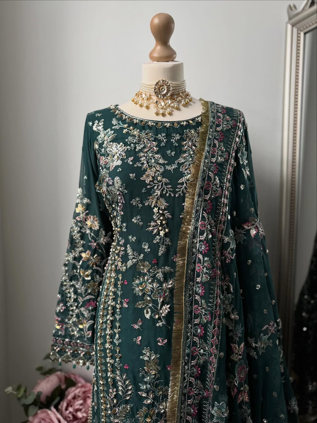 Regal ishq E mehaq Designer Suit Set 1090