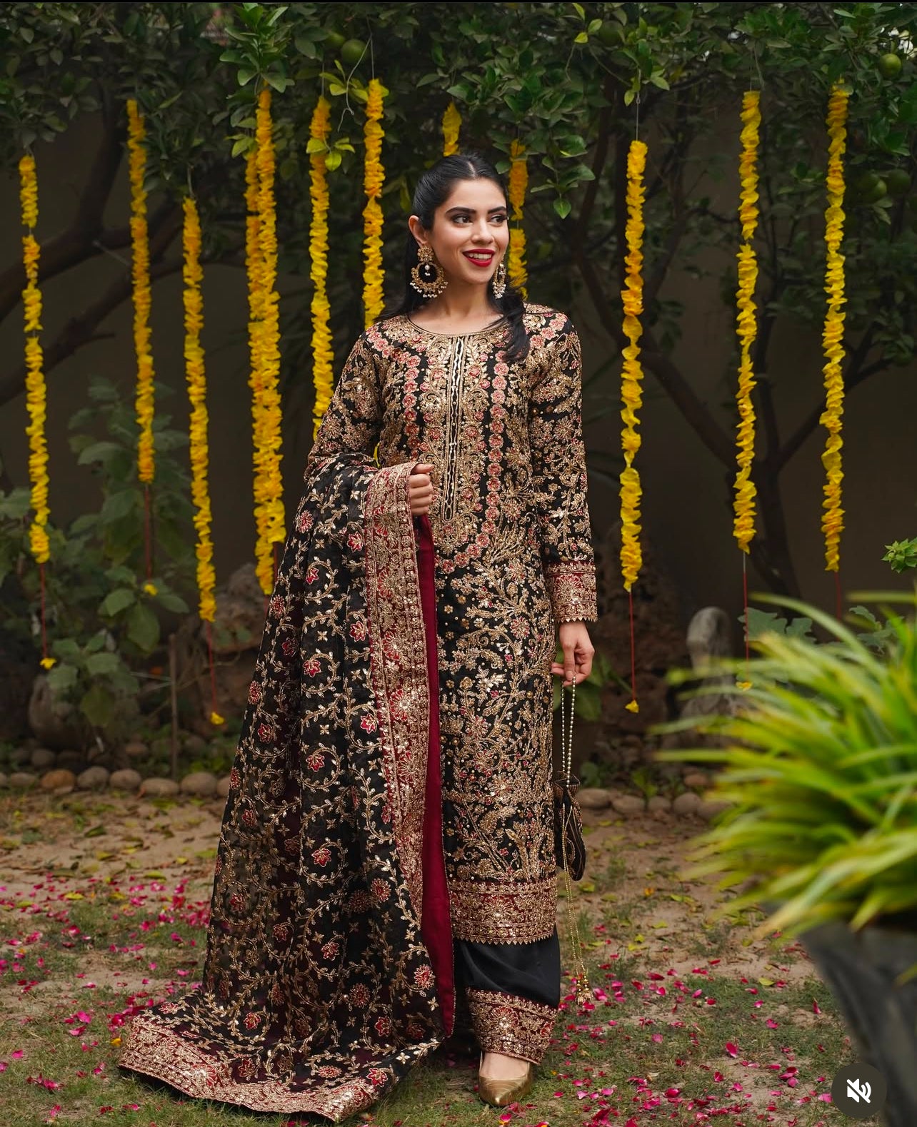 Evas Pakistani inspired suit-20503