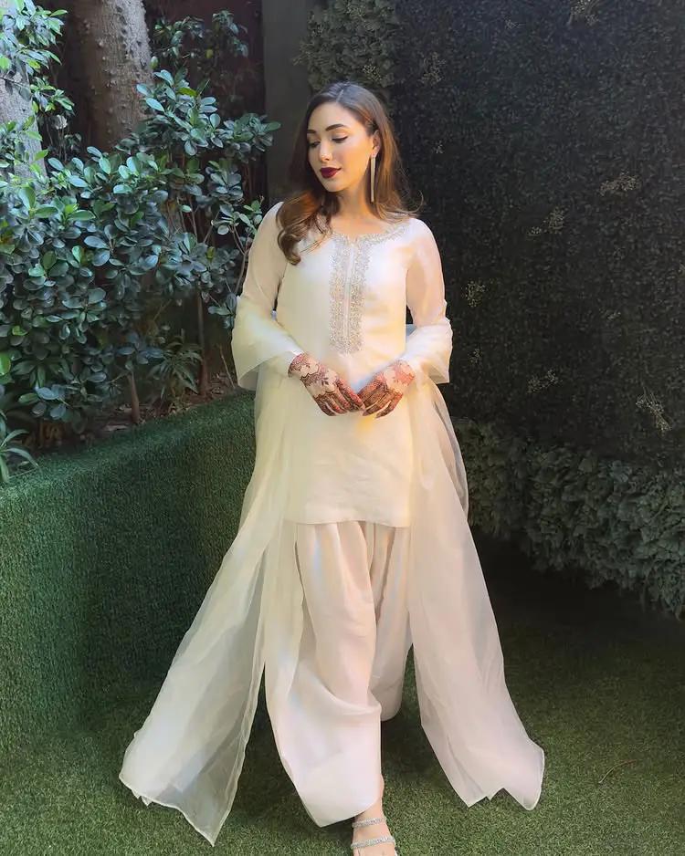 Eva Farshi Luxe Dream Collection