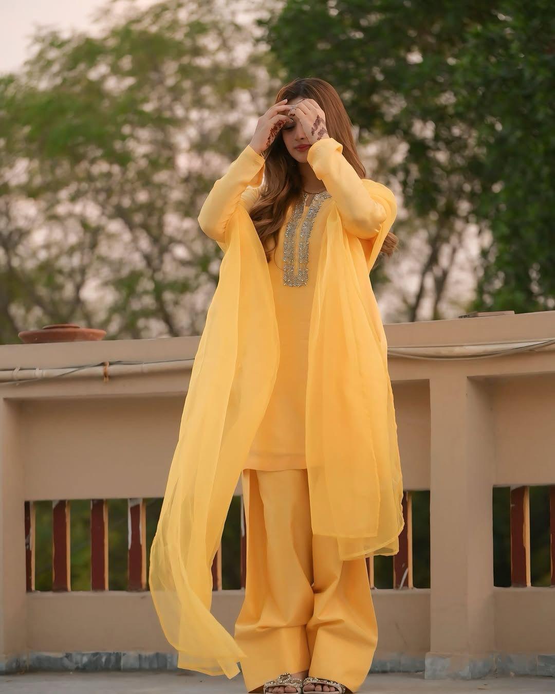 Eva Farshi Luxe Dream Collection