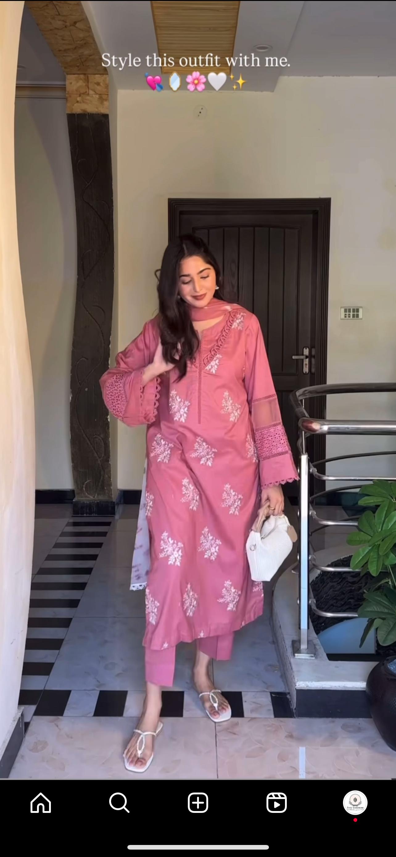 Roman Royale – Embroidered Silk Suit Set