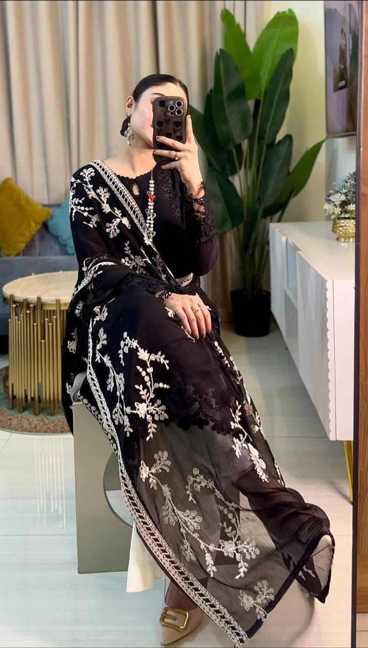 Women's Clothing Store