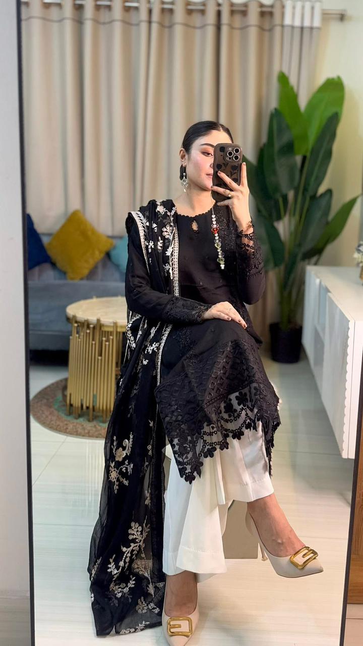 Women's Clothing Store