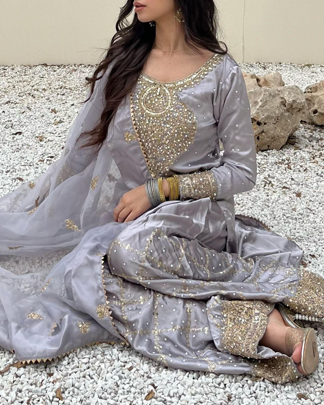 Noore Luxe – Mirror Embroidered Crepe Silk Kurti Set