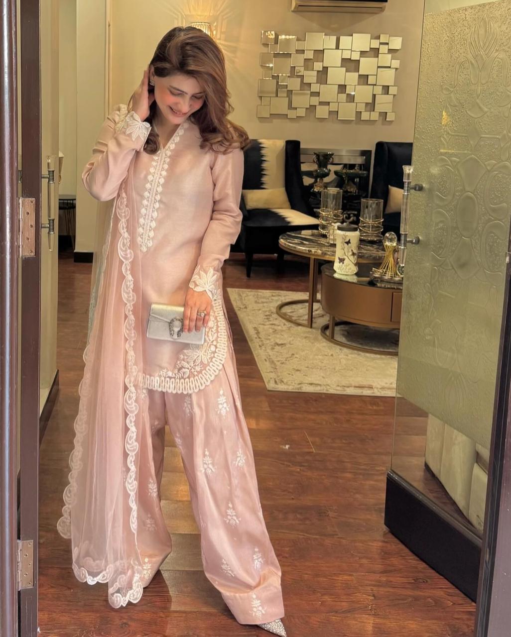 Women's Clothing Store