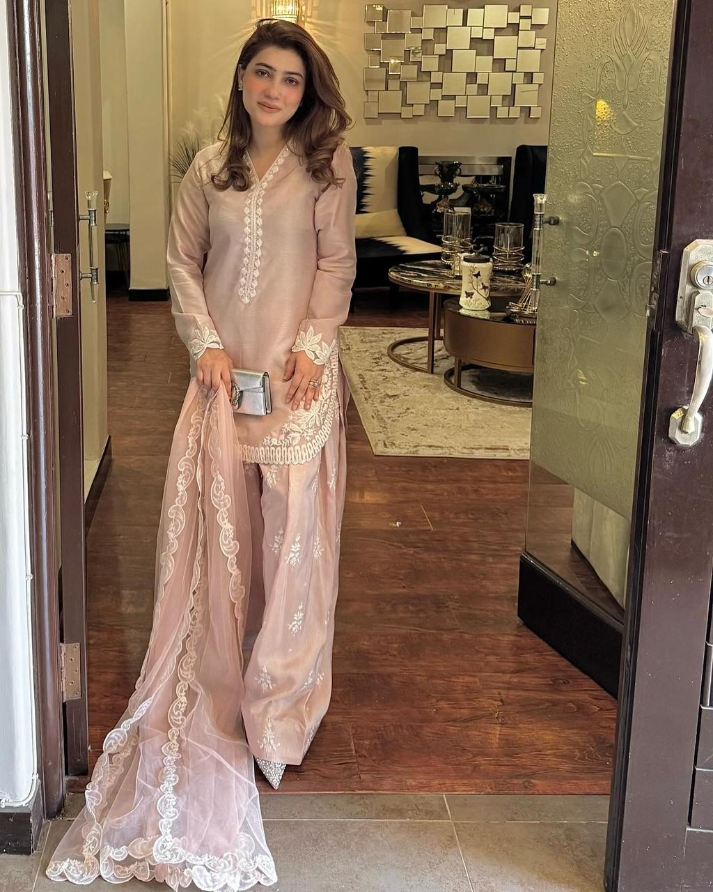 Women's Clothing Store