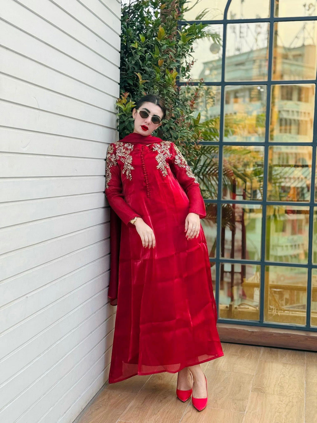 Ravisha – The Crimson Crown