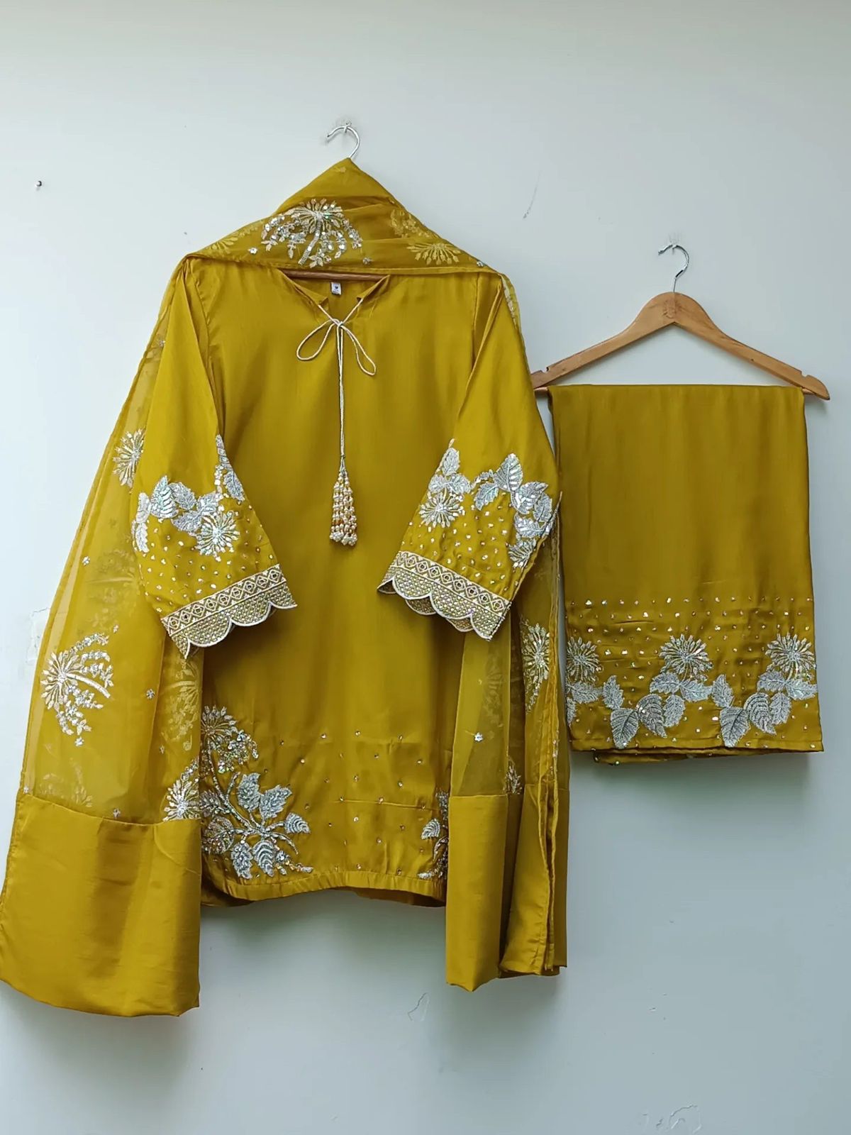 women's clothing store