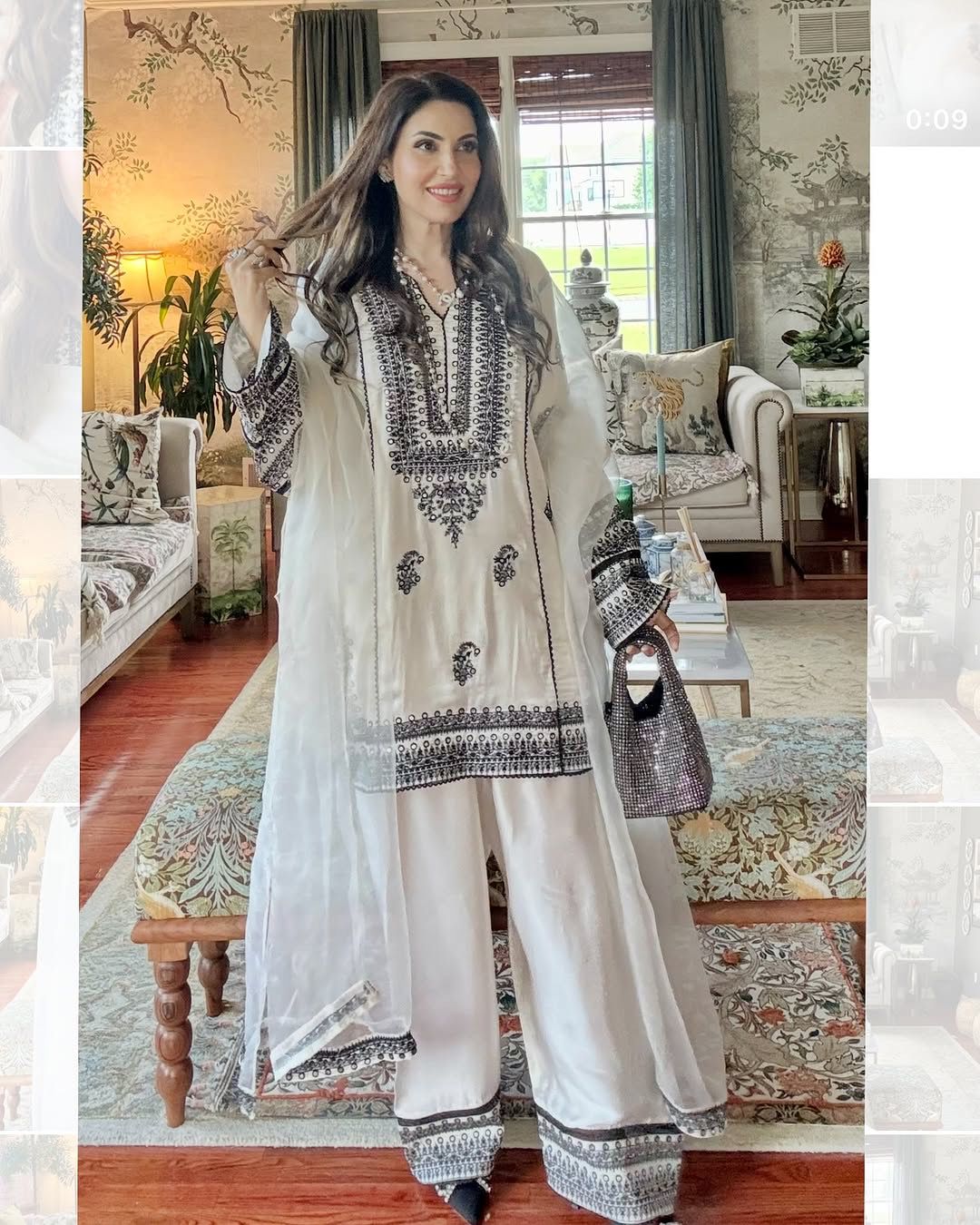 women's clothing store