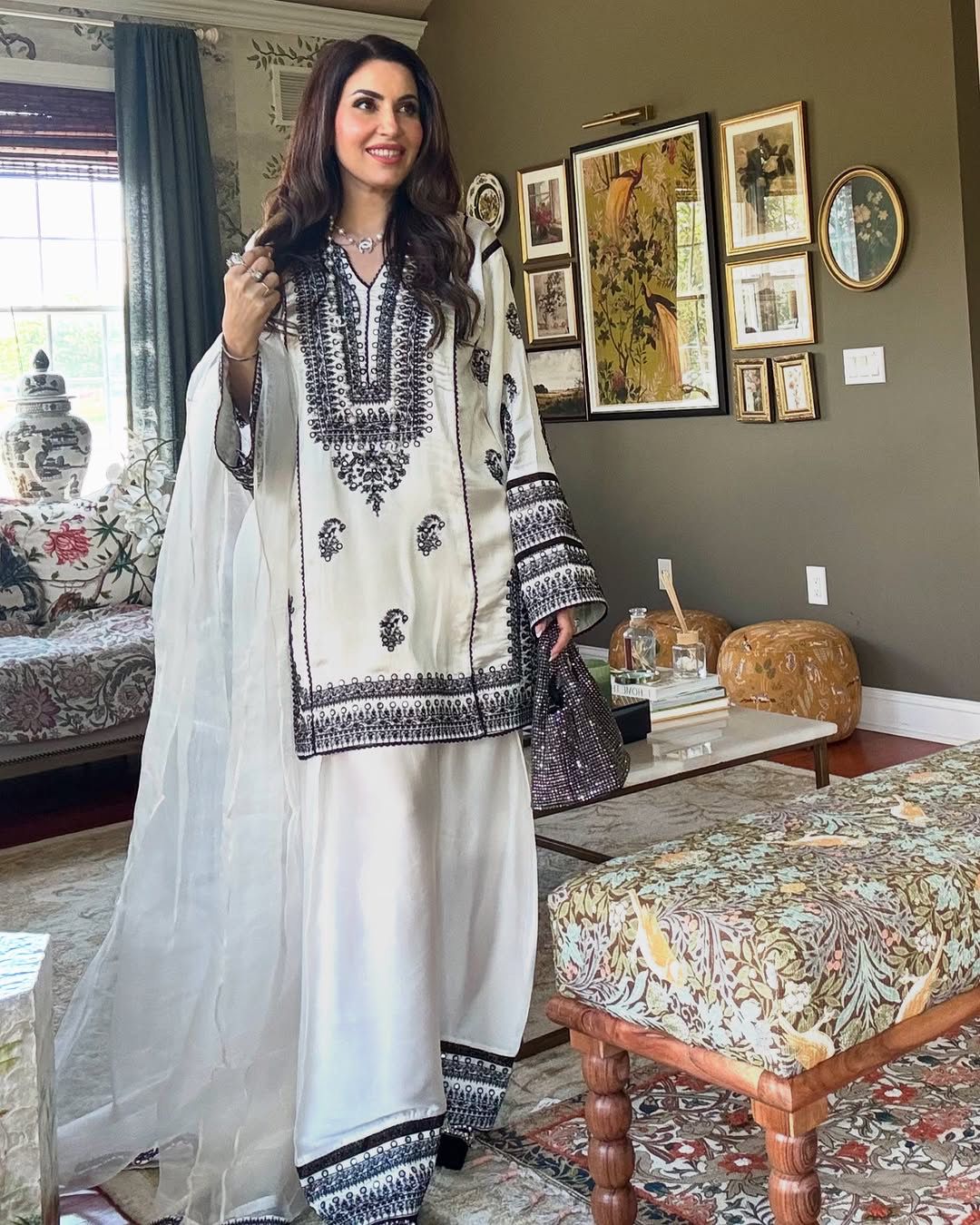 women's clothing store