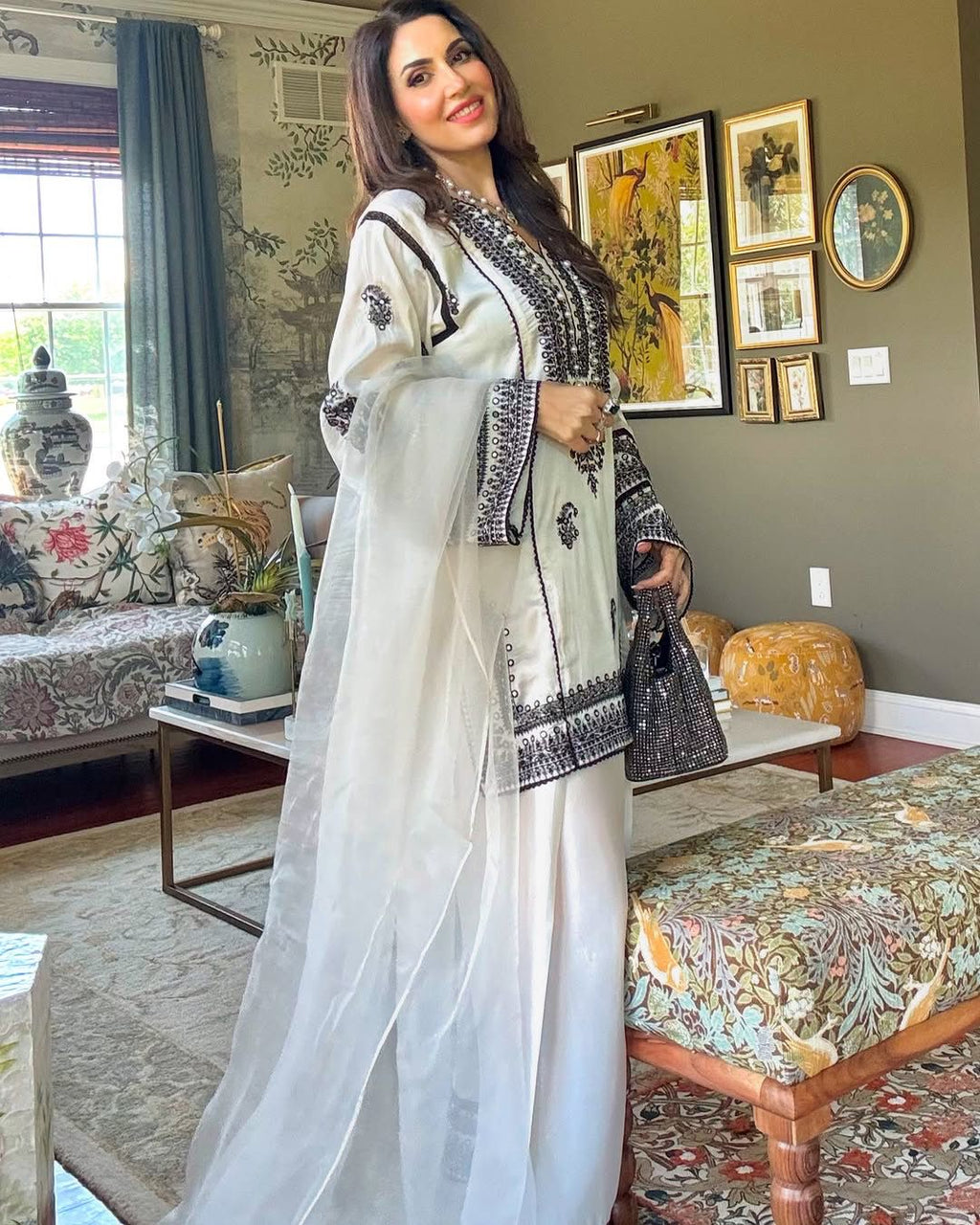 women's clothing store