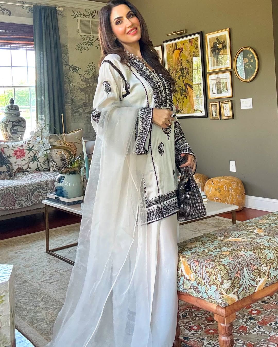 women's clothing store