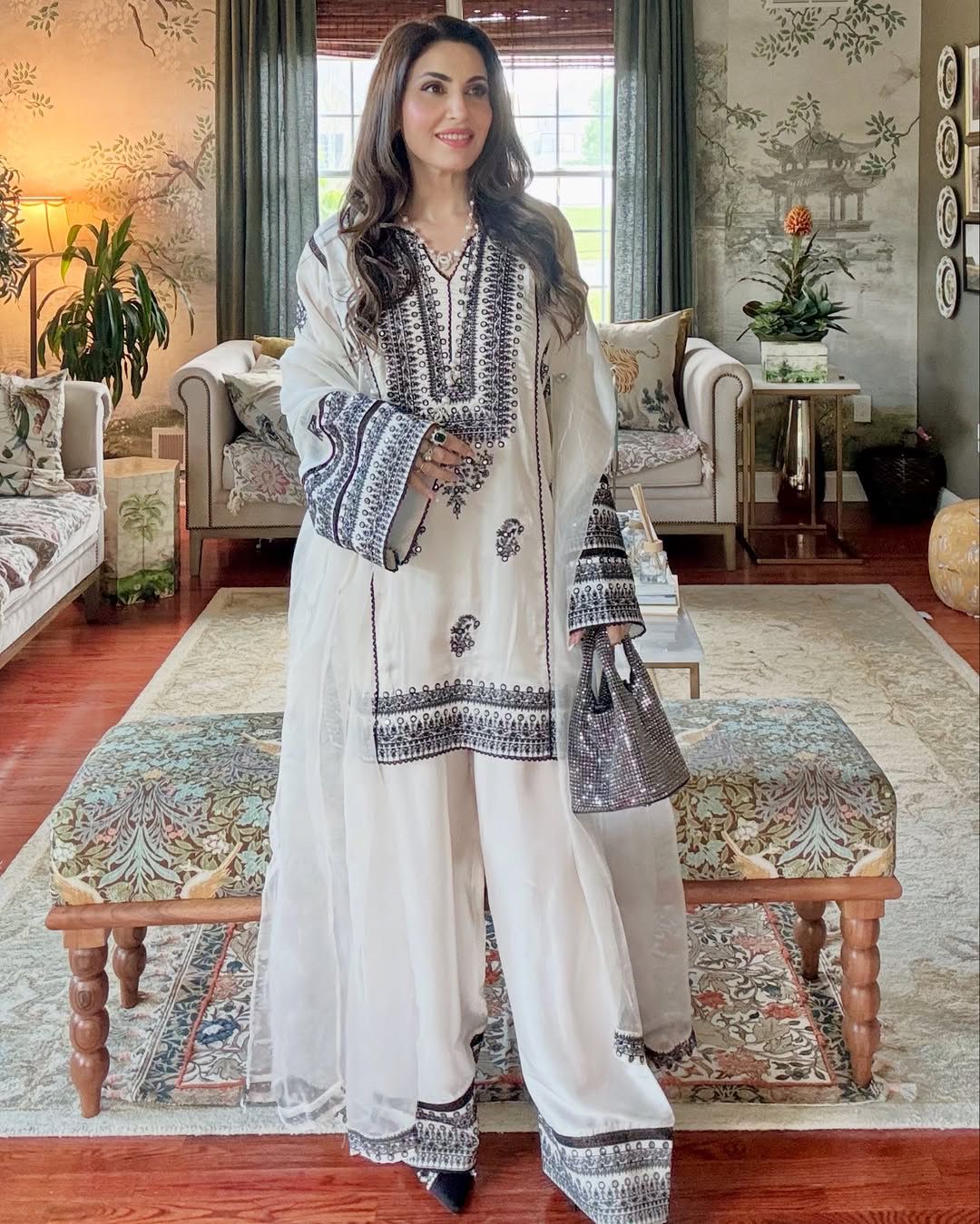 women's clothing store