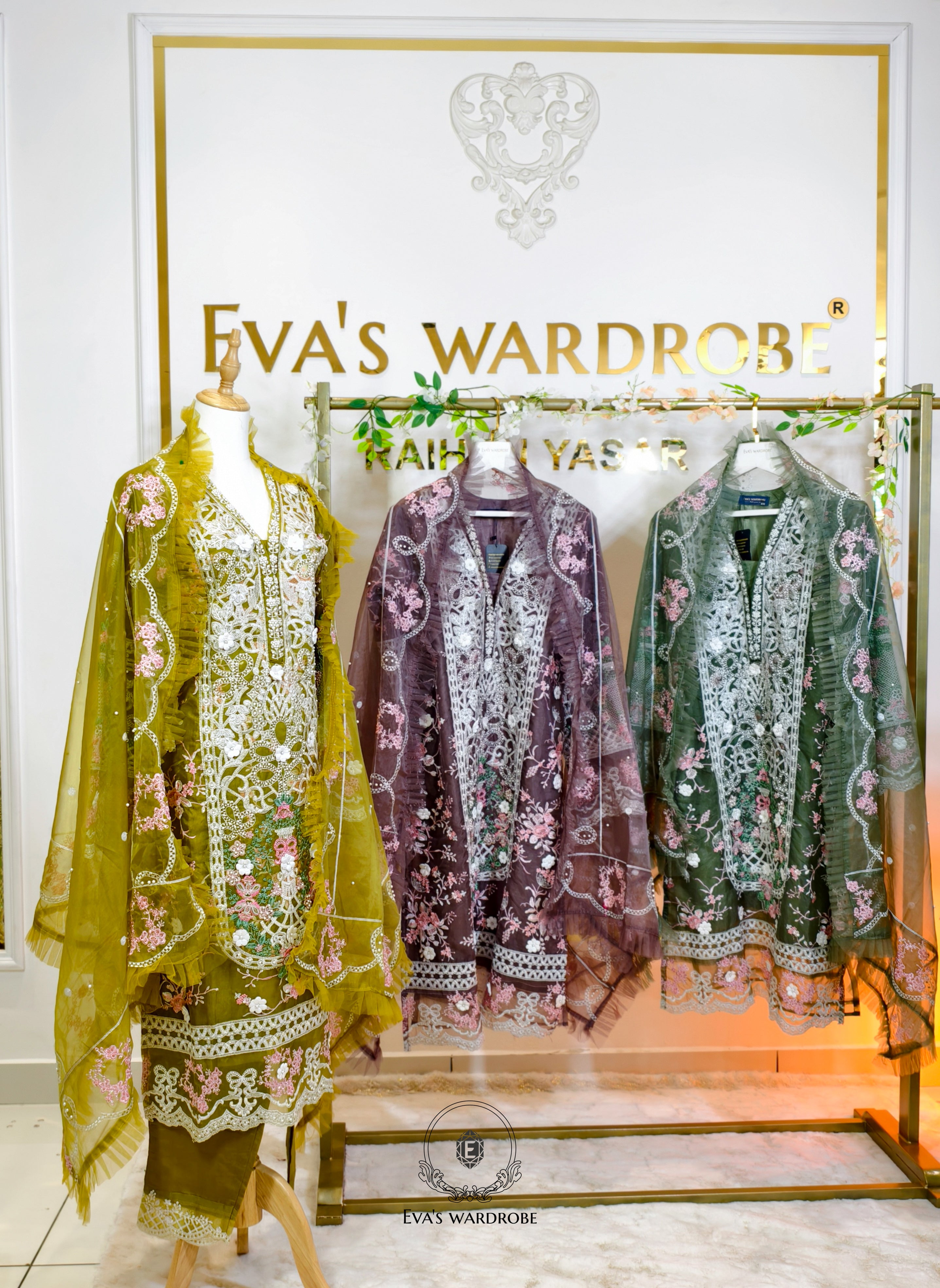 Women's Clothing Stores