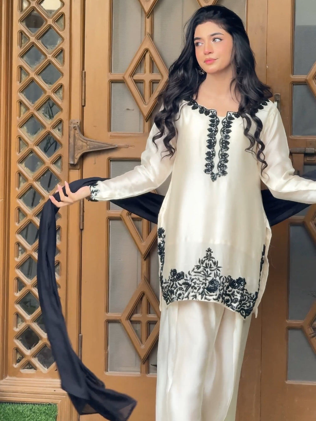 Ivory French Crepe Embroidered Kurti Salwar Set with Navy Blue Chinon Dupatta