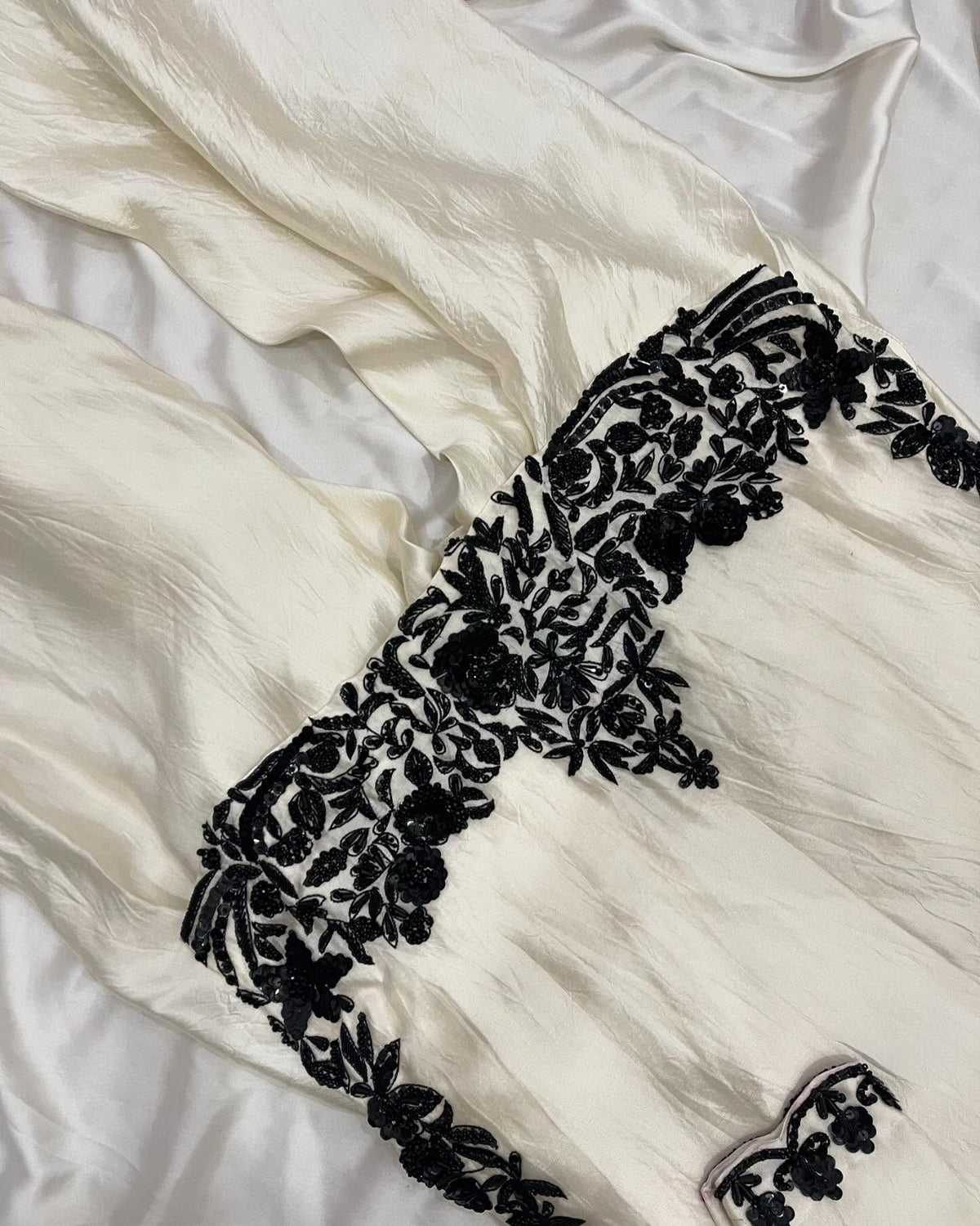 Ivory French Crepe Embroidered Kurti Salwar Set with Navy Blue Chinon Dupatta