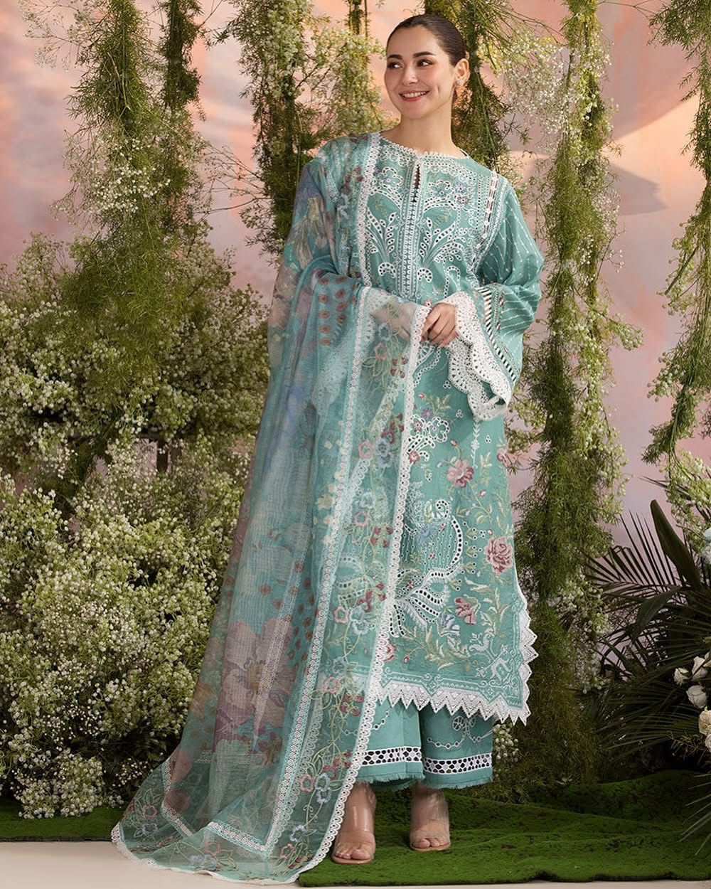 women's clothing store