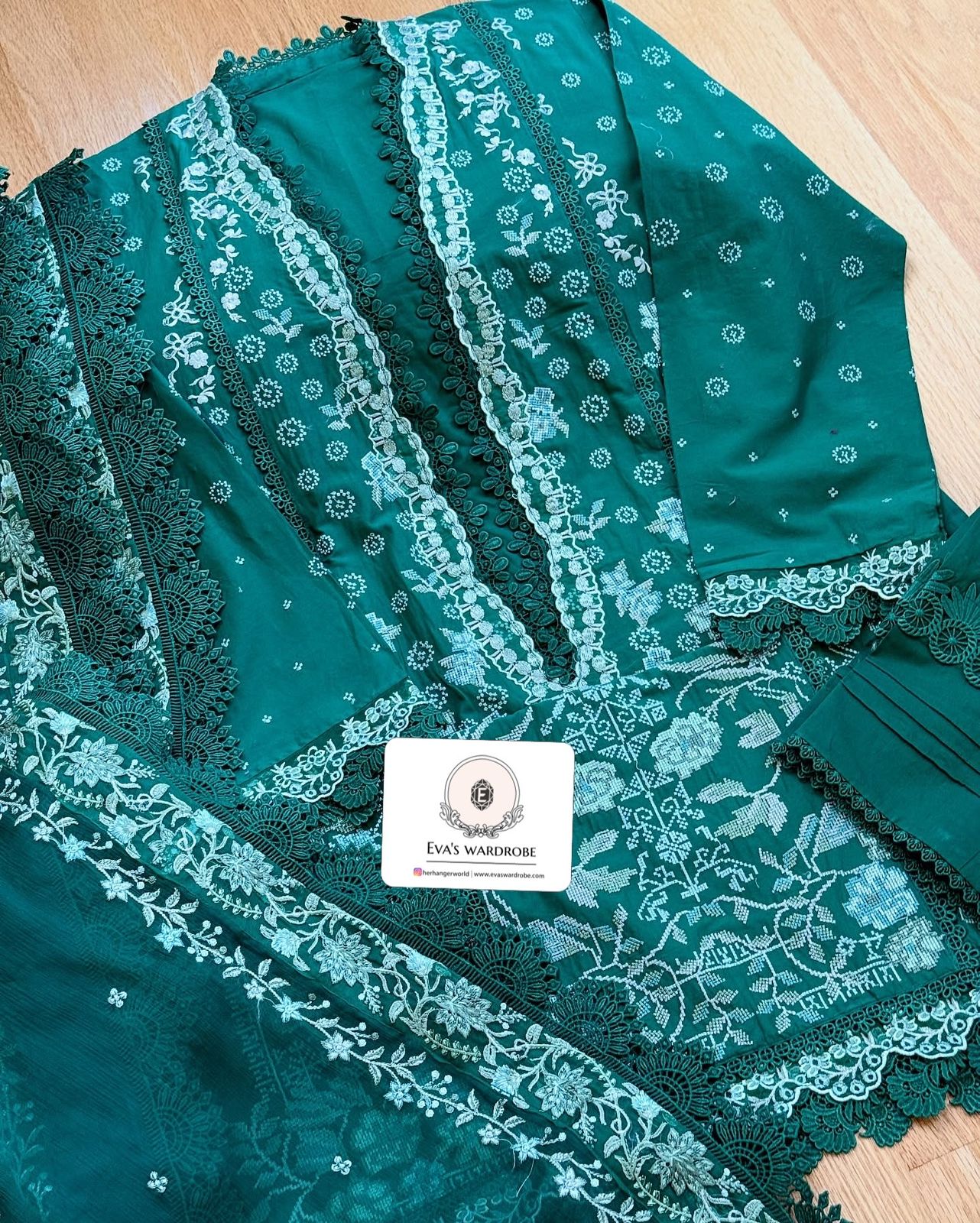 women's clothing store