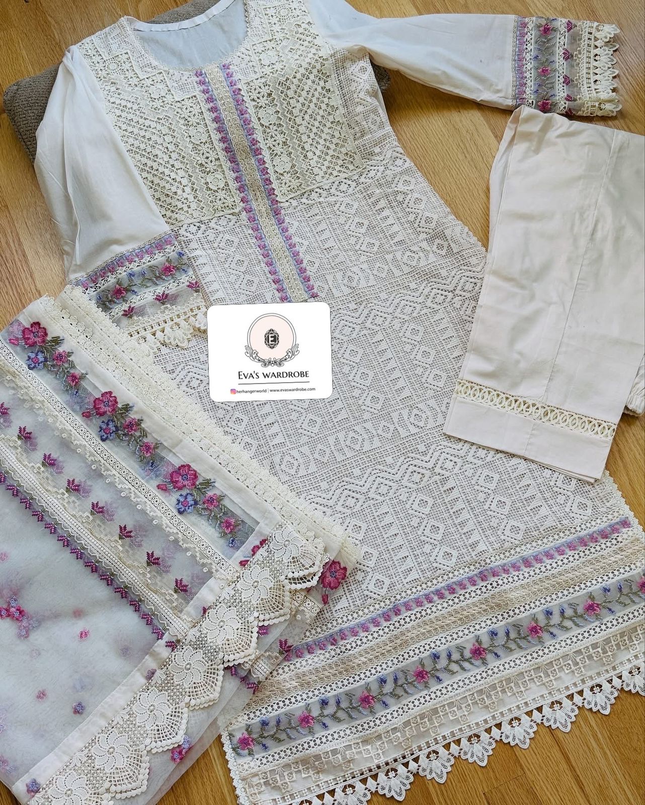 women's clothing store