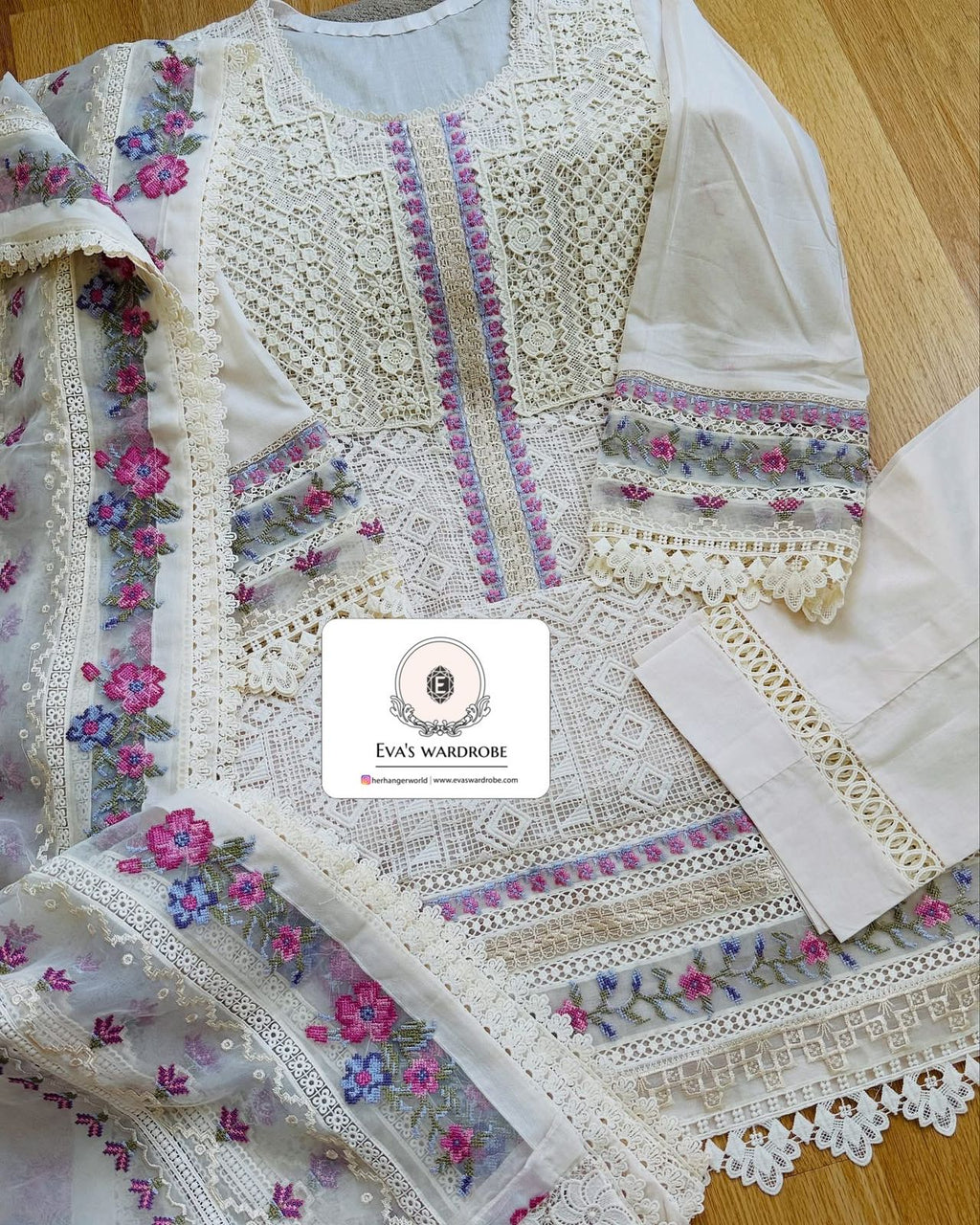 women's clothing store