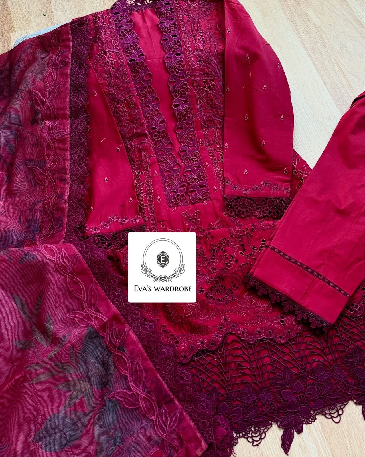 Pakistani Premium Bespoke Tailored Suit 001