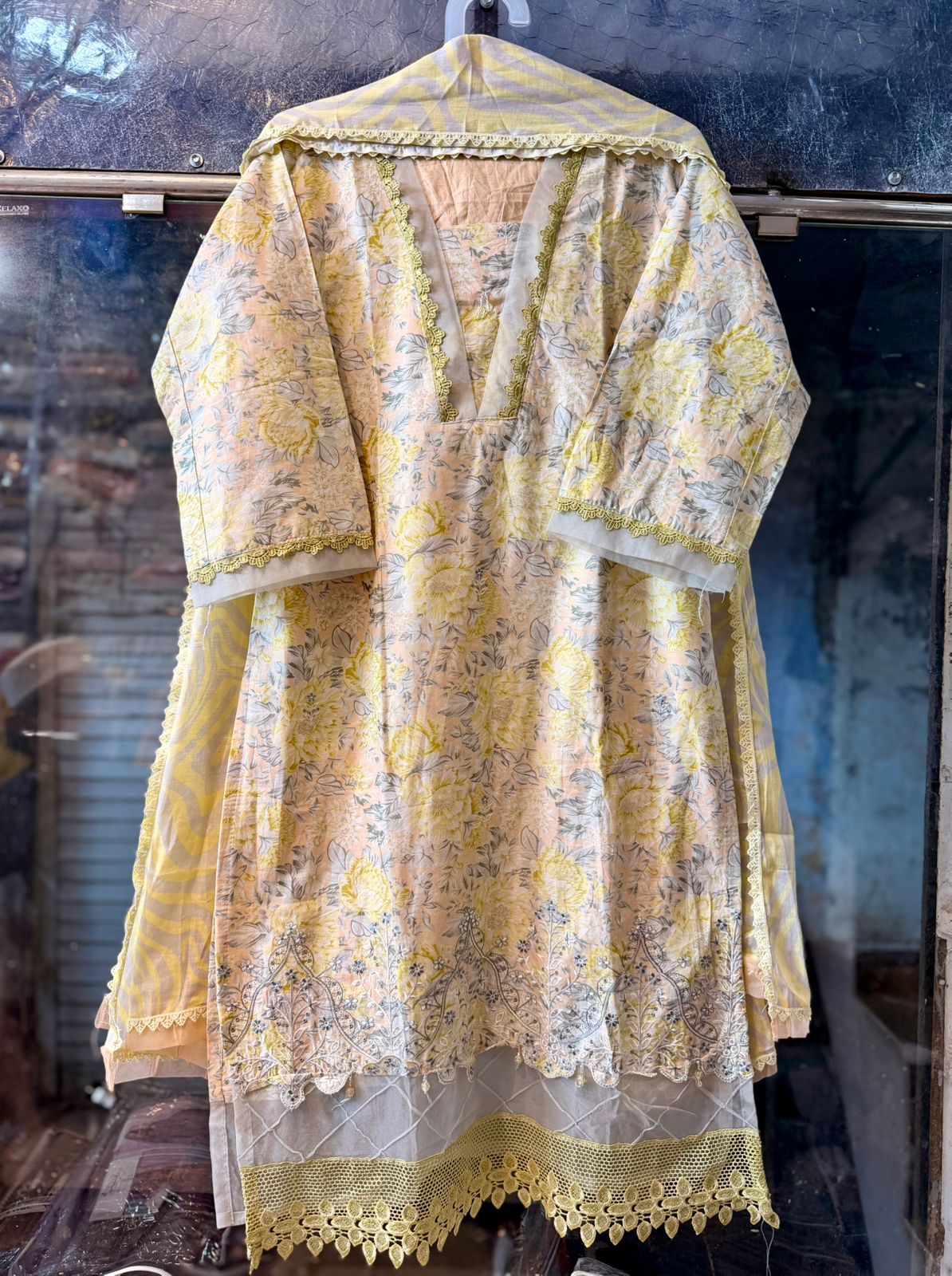 Designer Pakistani Lawn Suit with Heavy Organza Detailing & Lace Work 3704